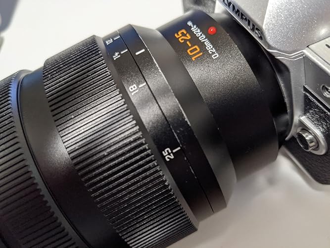 【中古】パナソニック(Panasonic) 大口径標準ズームレンズ マイクロフォーサーズ用 ルミックス LEICA DG VARIO-SUMMILUX 10-25mm/F1.7 ASPH. ブラック H-X1025 Amazon | パナソニック(Panasonic) 大口径標準ズームレンズ マイクロ