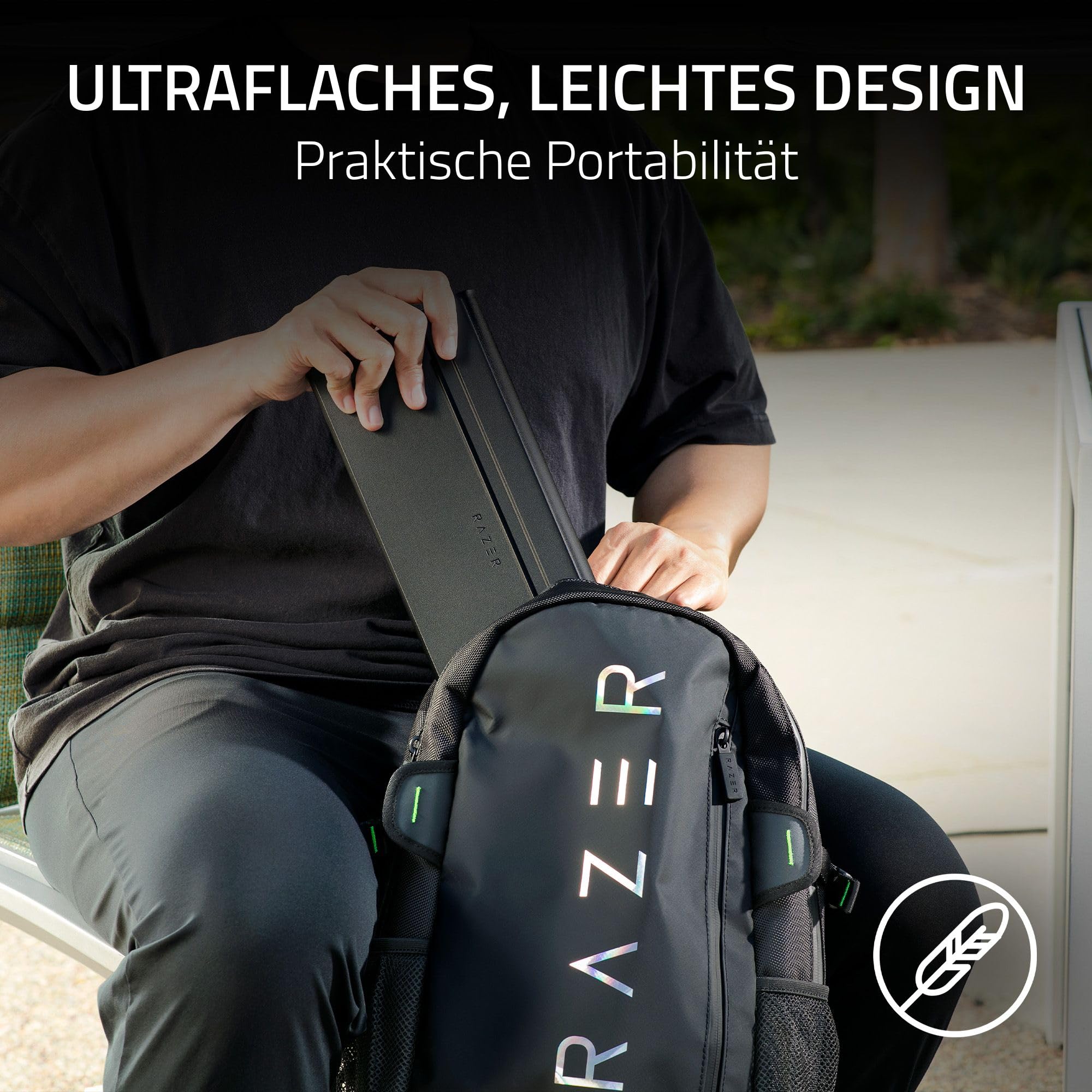 Razer Travel Case Folio - Reisetasche und Ständer für Tablets, Gaming-Handhelds, Mobile Geräte und tragbare Tastaturen - Ständer mit Mehreren Neigungswinkeln - Schlankes, leichtes Design | Schwarz