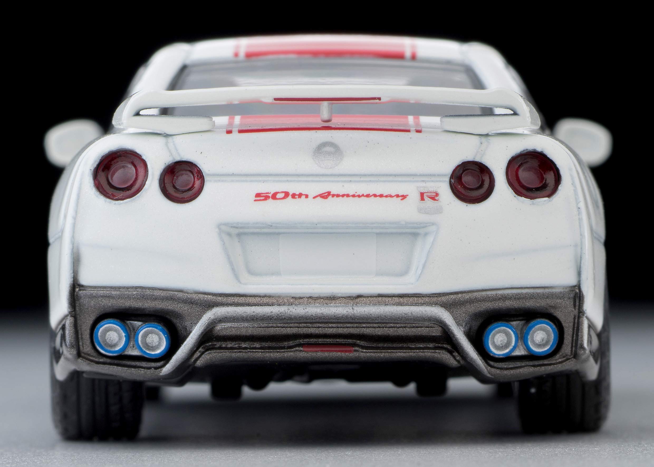 Tomica Limited Vintage Neo 1/64 LV-N200c Nissan GT-R 50th