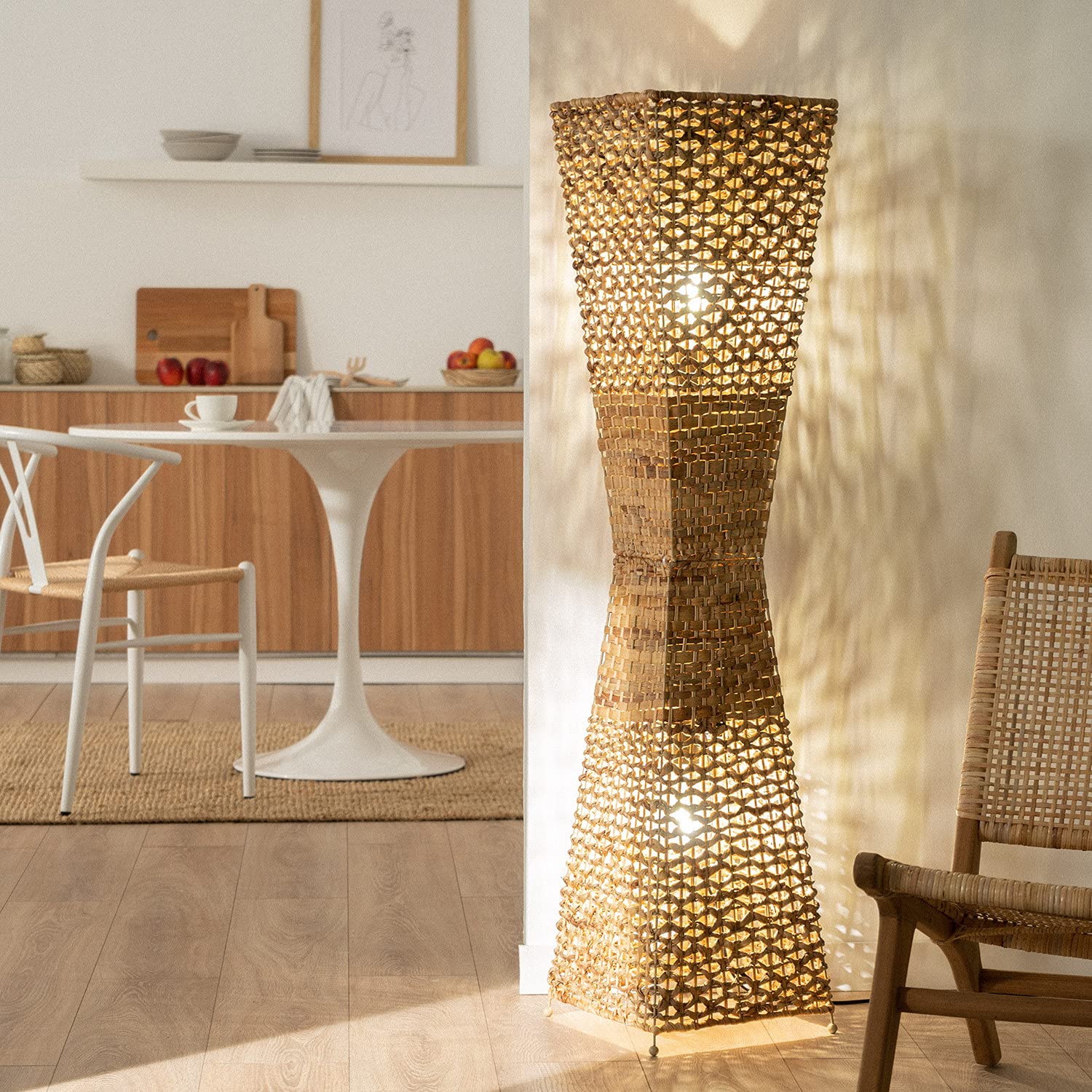LEDKIA LIGHTING - Lampadaire Fibres Naturelles Bijie | Design Boho-Chic | Pour Salon, Chambre, Cuisine | Compatible Ampoules E27 | Hauteur 129 cm | IP20, Naturel