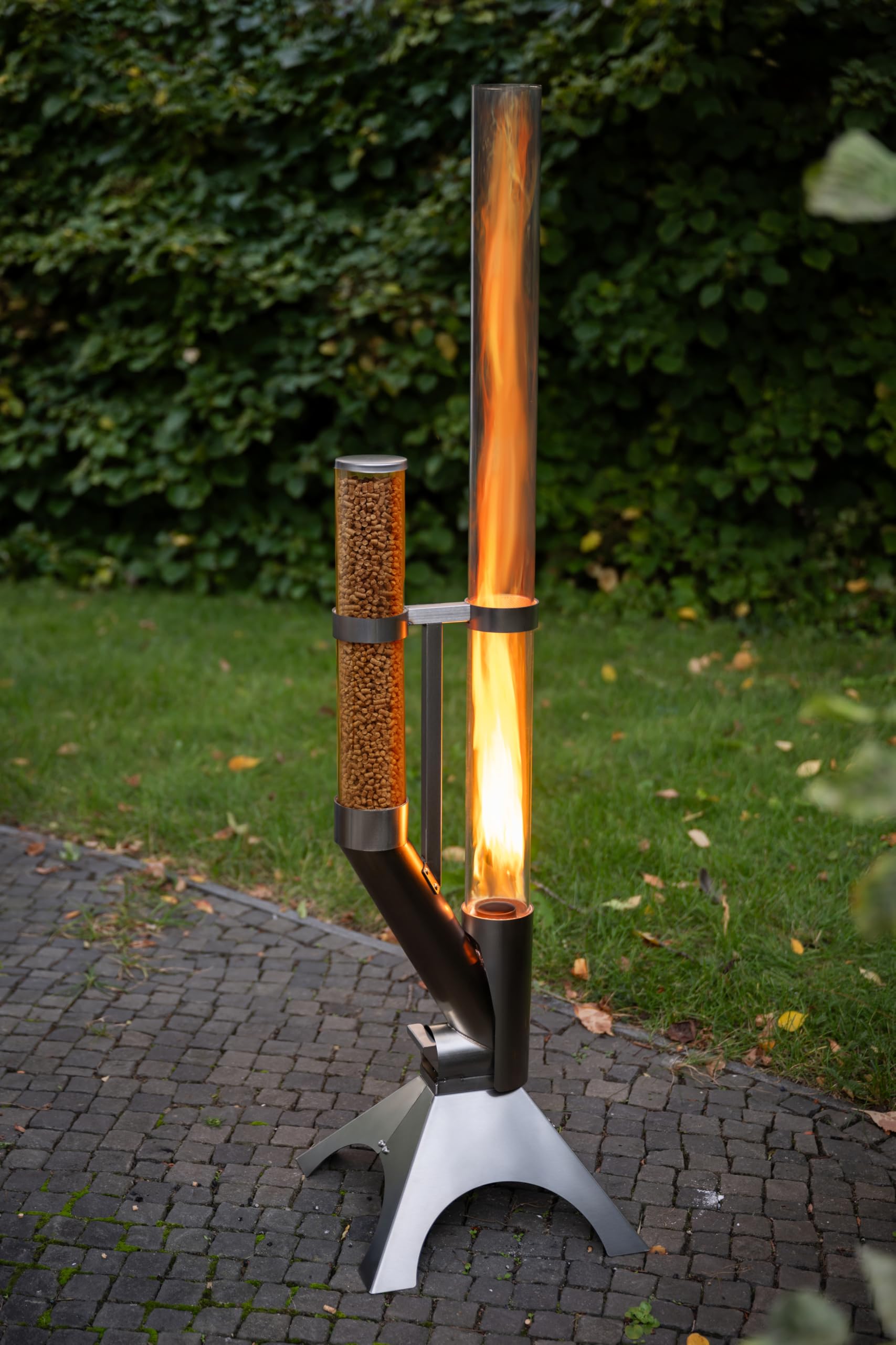 Feuerrohr Dekorative Feuersäule Outdoor inkl. Reinigungsbürste und Abdeckhaube Pelletfackel