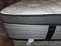 Review Image by Homer van Meter