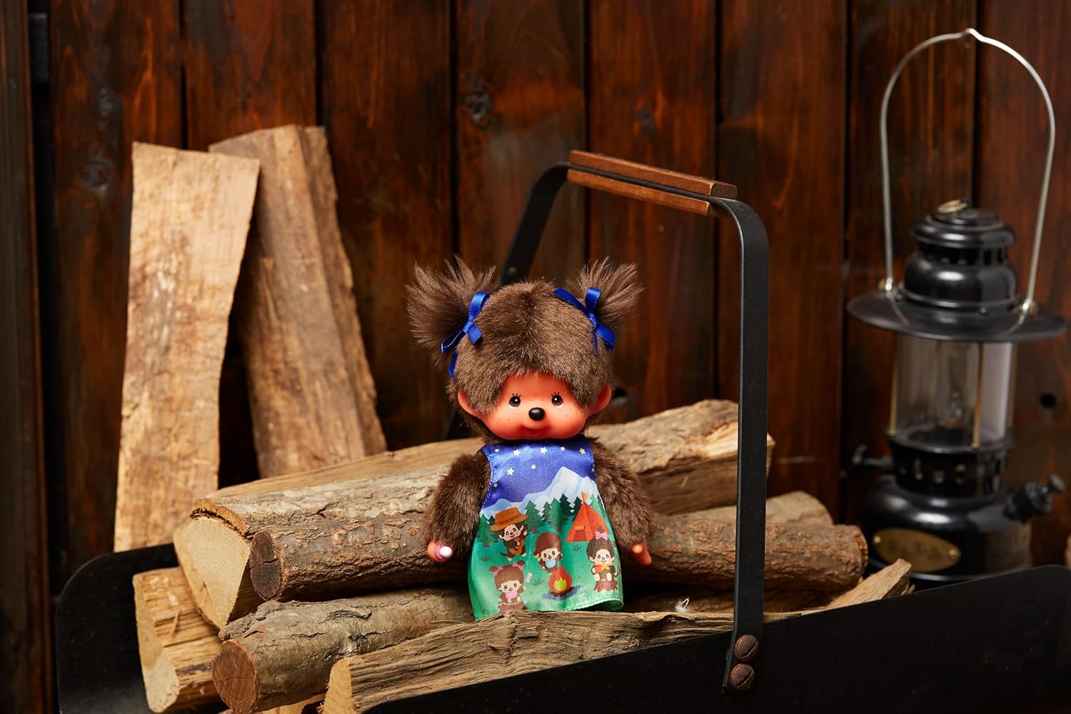 Sekiguchi 243082 Original Monchhichi Girl, Dress Figure and Pigtails with Bows, Approximately 20 cm High in Plush Brown, Multicoloured, 10208802