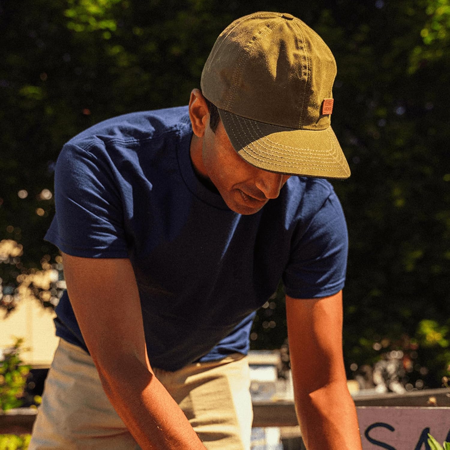 Stormy Kromer The Waxed Adjustable Curveball Cap, Water-Resistant Baseball Hat with Leather Tab, All-Season Outdoor Adventure, One Size Fits Most, Dark Oak