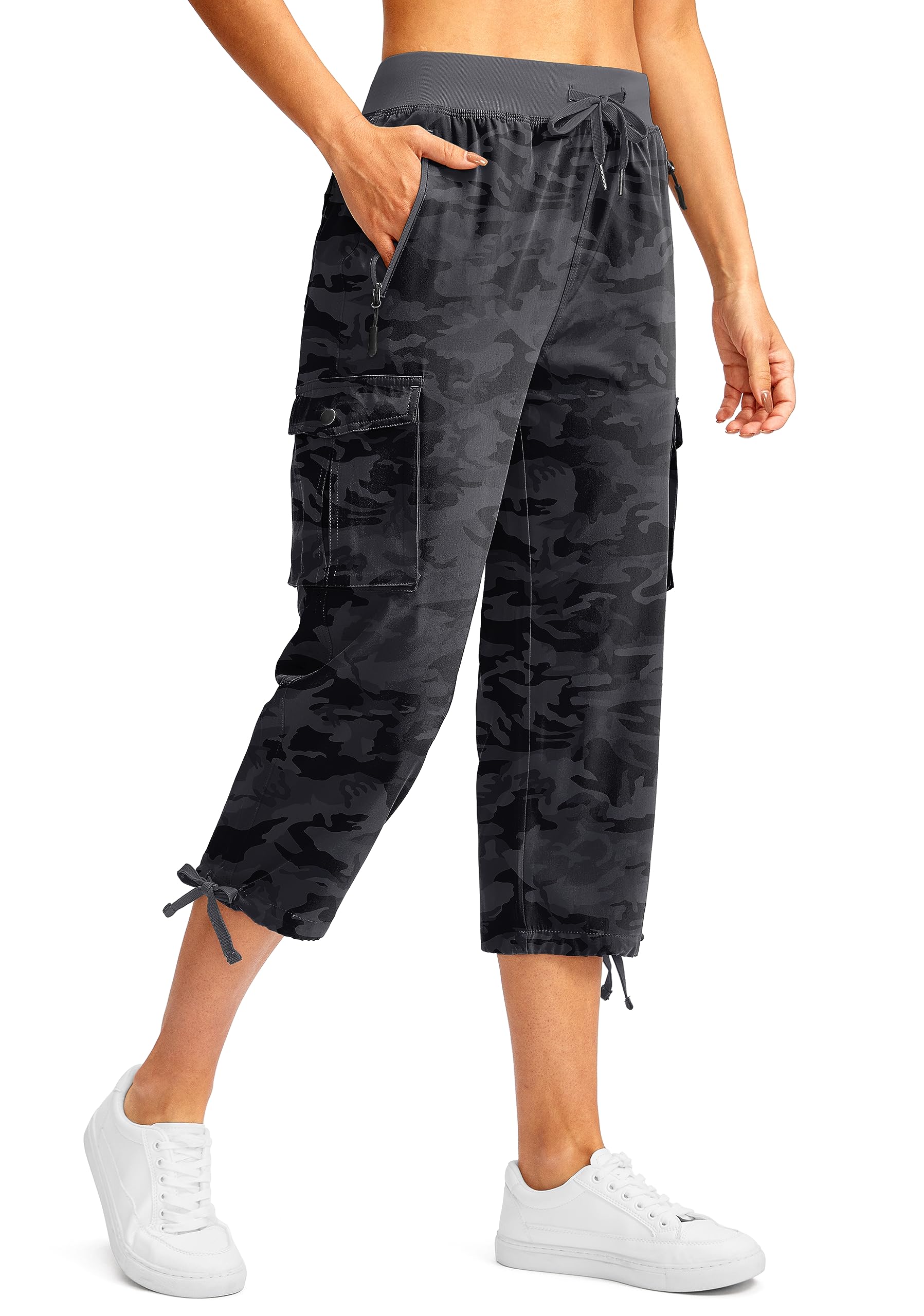 Soothfeel Women's Cargo Capris Pants with 6 Pockets Lightweight Quick Dry
