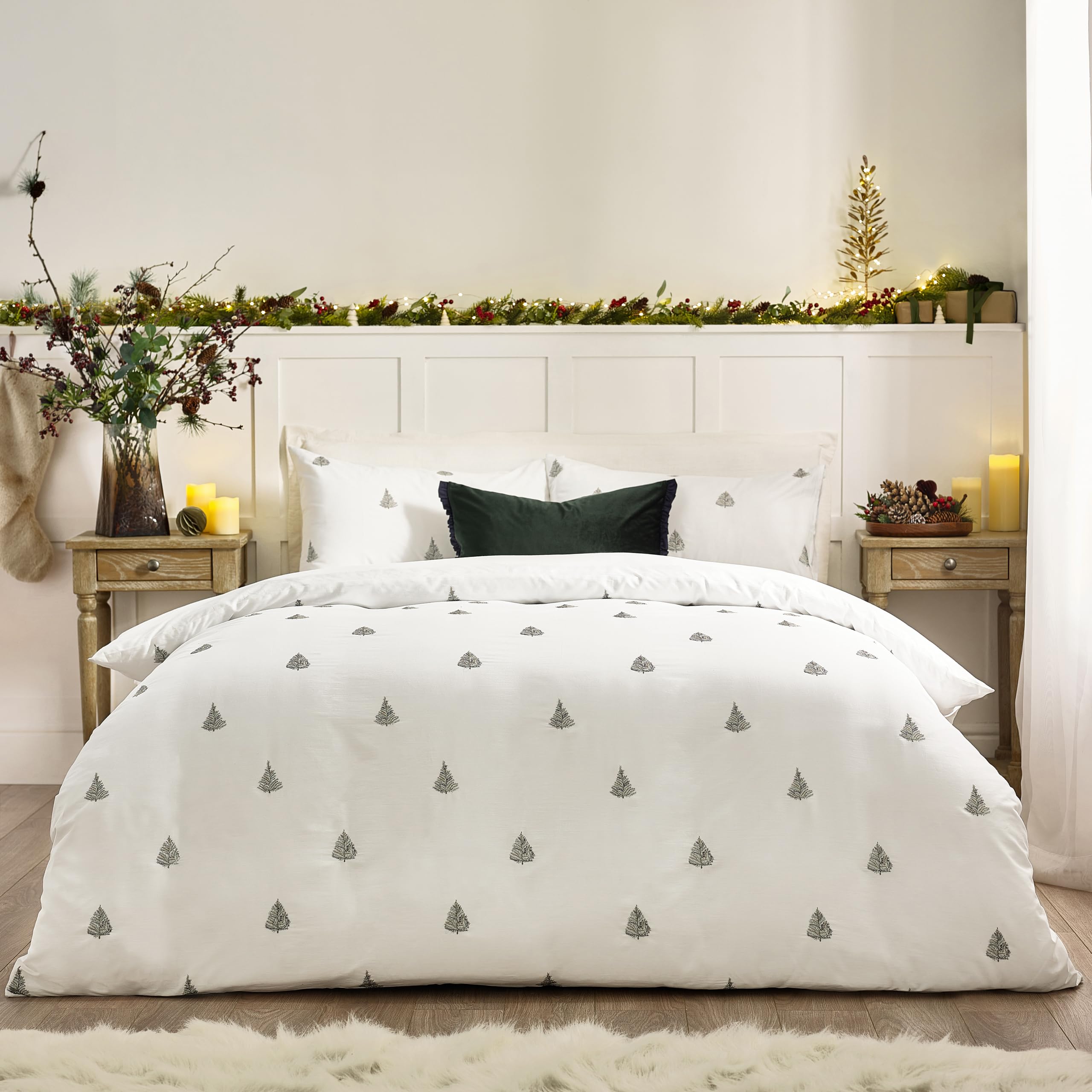 Wylder Winter Forest Duvet Cover Set – Woodland Nature Embroidered 100% Cotton Bedding (White/Forest Green - Double)