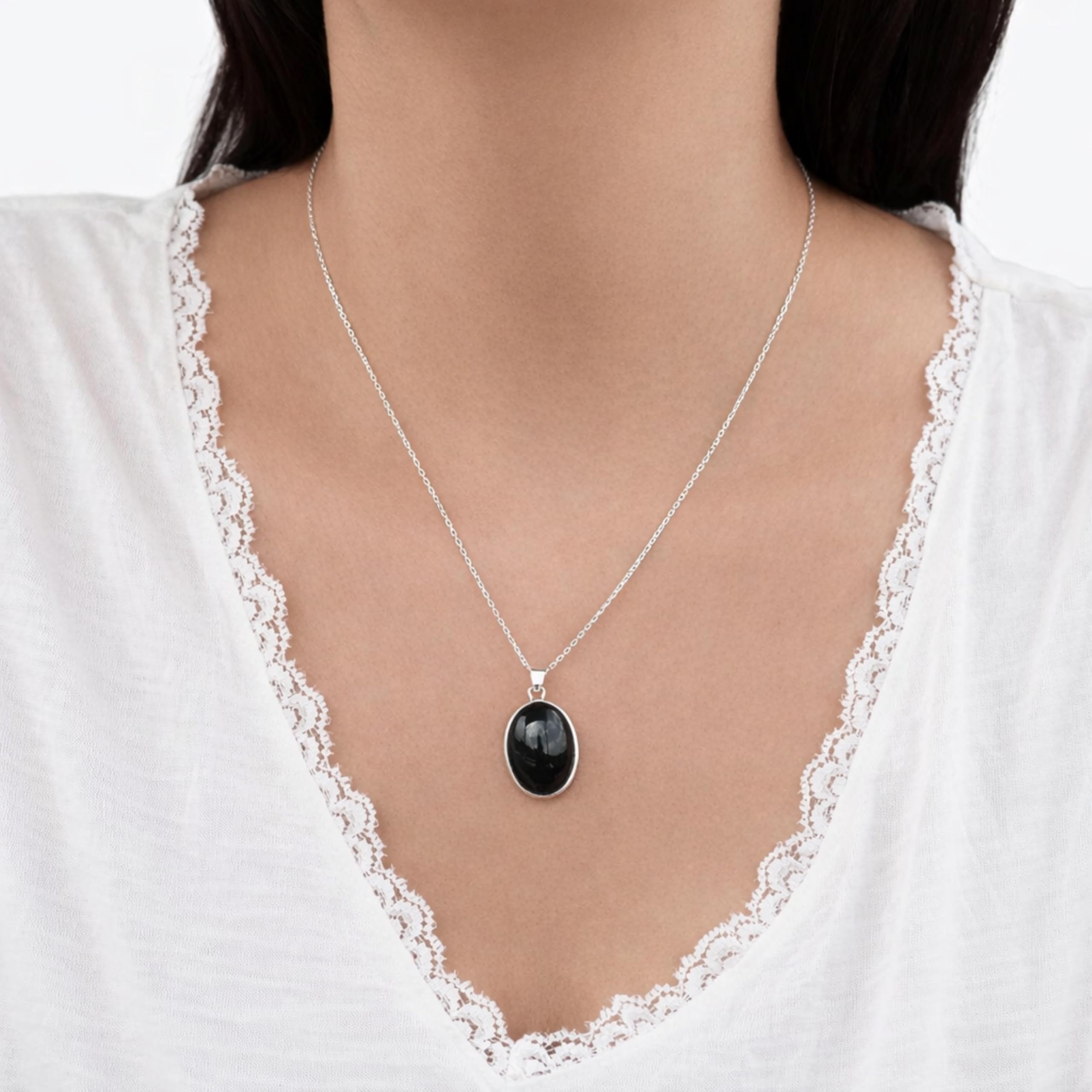 Collana con Ciondolo Piccolo Pietra Onice Nera Ovale 15x20mm in Argento Sterling 925 Fatto a Mano Catena 40+5cm
