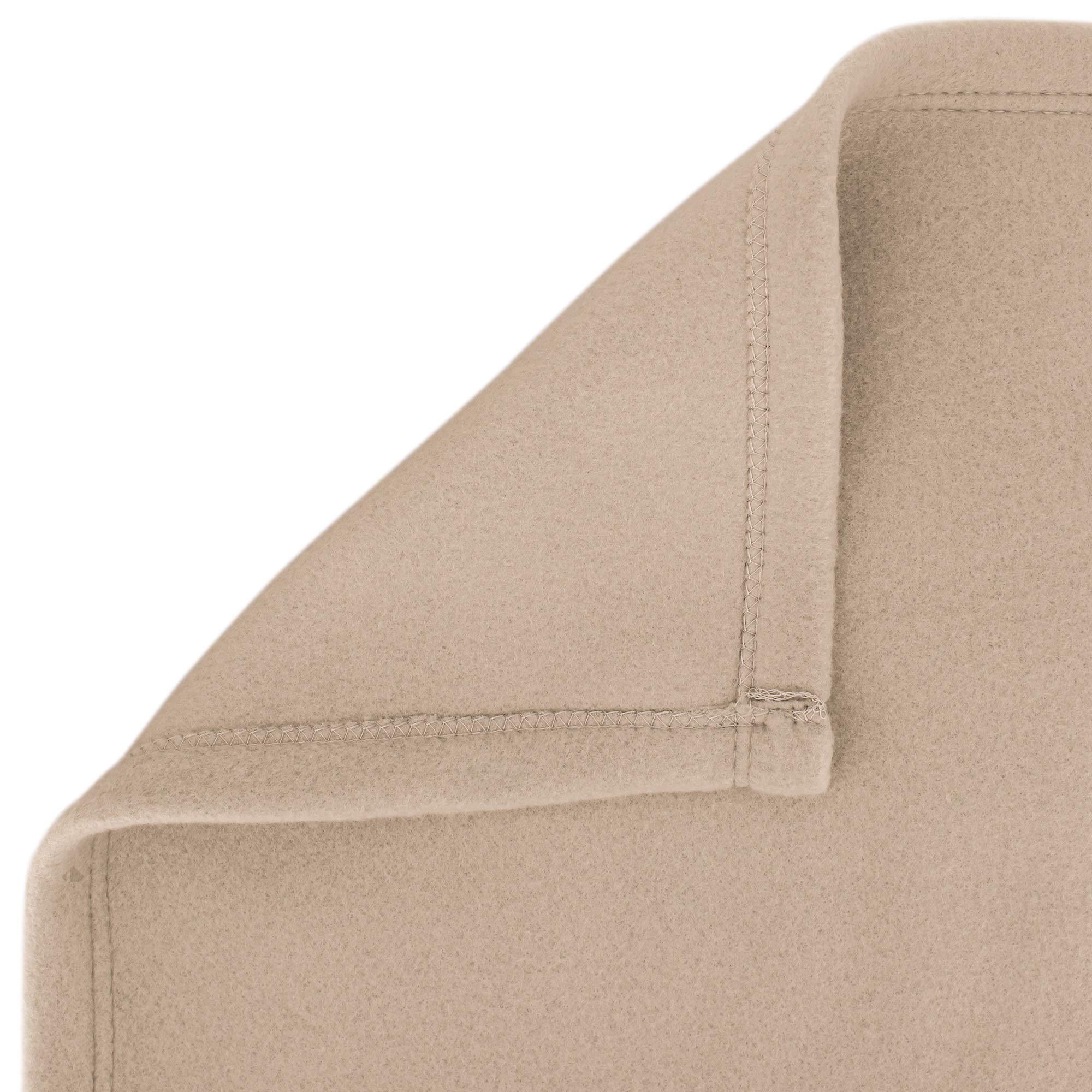 Linnea Couverture Polaire 240x260 cm Isba Sable 100% Polyester 320 g/m2 traité Non-feu