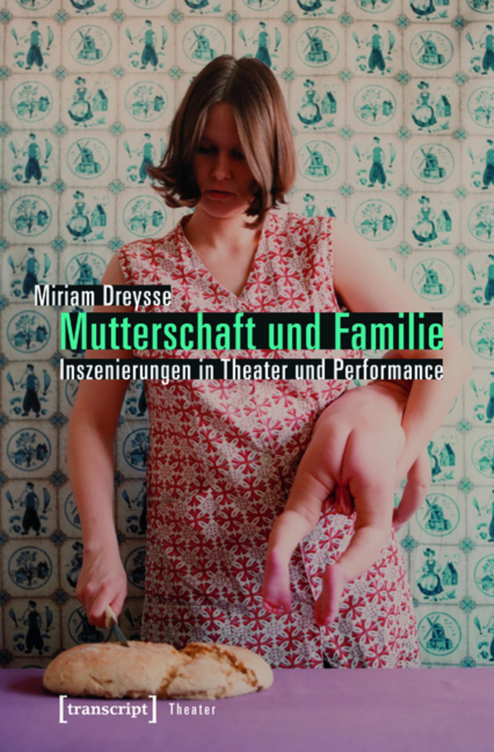 Théâtre et performance de la maternité pour comprendre les rôles de genre