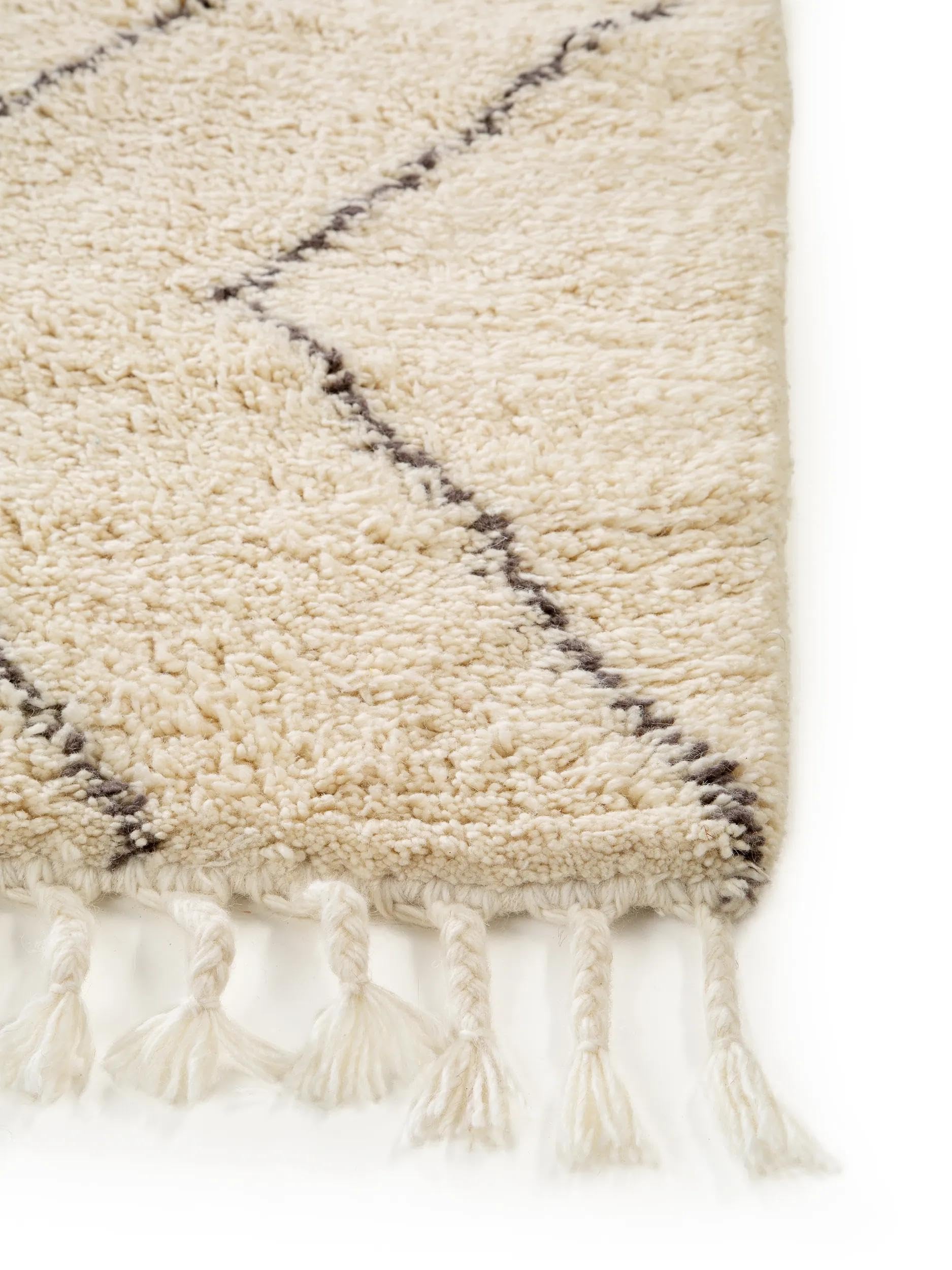 benuta Finest Handgeknüpfter Wollteppich Beppo - Beige 200x300 cm - 100% Wolle handgeknüpft - Rechteckig & im Style: Berber, Geometrisch, Traditionell, Hygge & Cozy, Minimalistisch, Natural