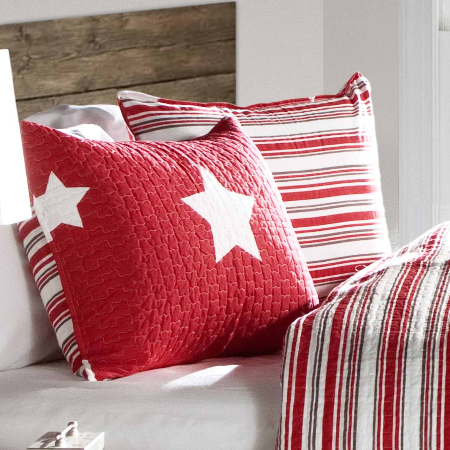 Flash Sale Buy 1 get 1 Lush Decor Red Star Quilt-Reversible 2 Piece Pattern Striped Bedding Set with Pillow Shams, Twin