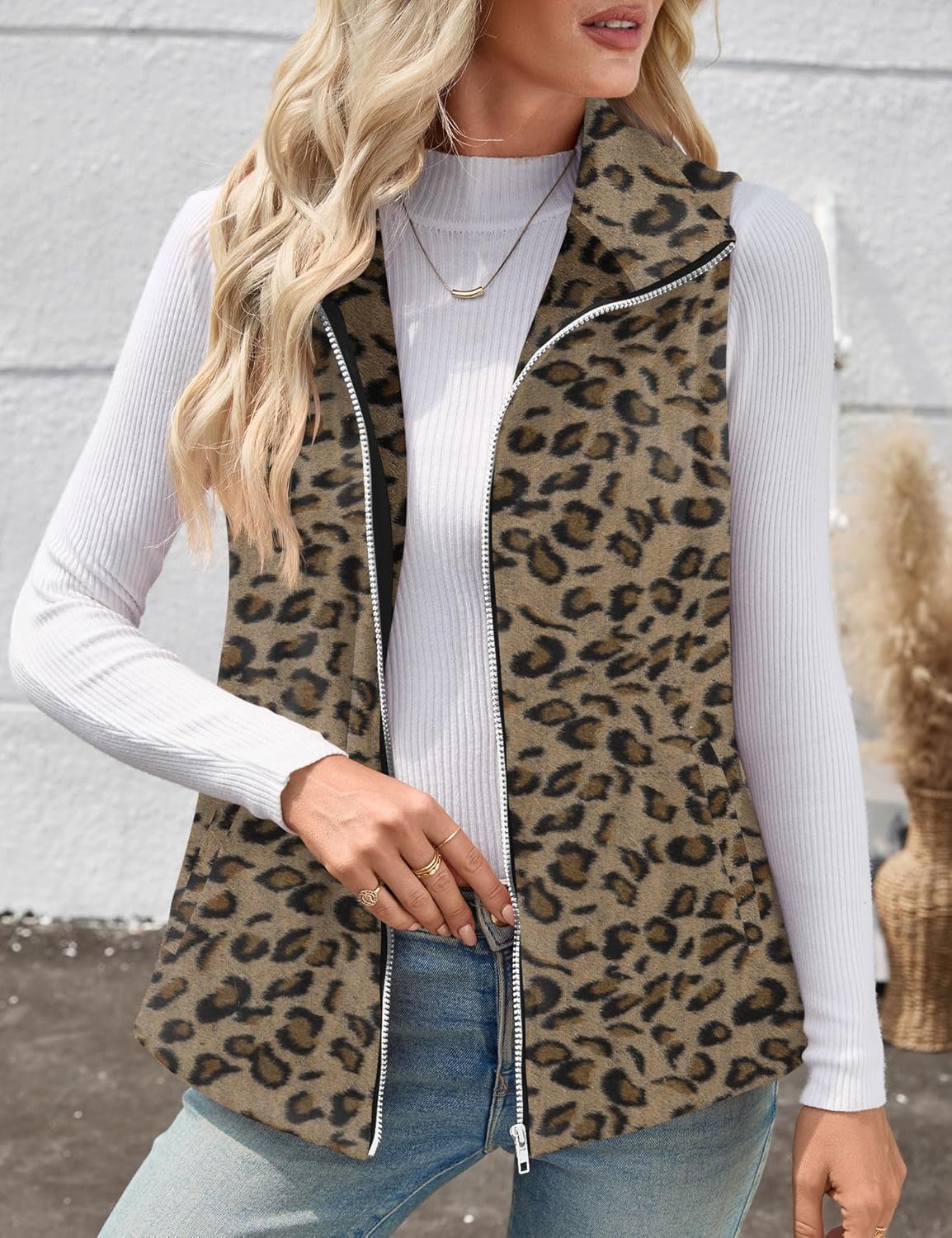 Rapbin Women's Plaid Outerwear Vests Tops Zip Up Collared Sleeveless Jacket with Pockects - Image 4