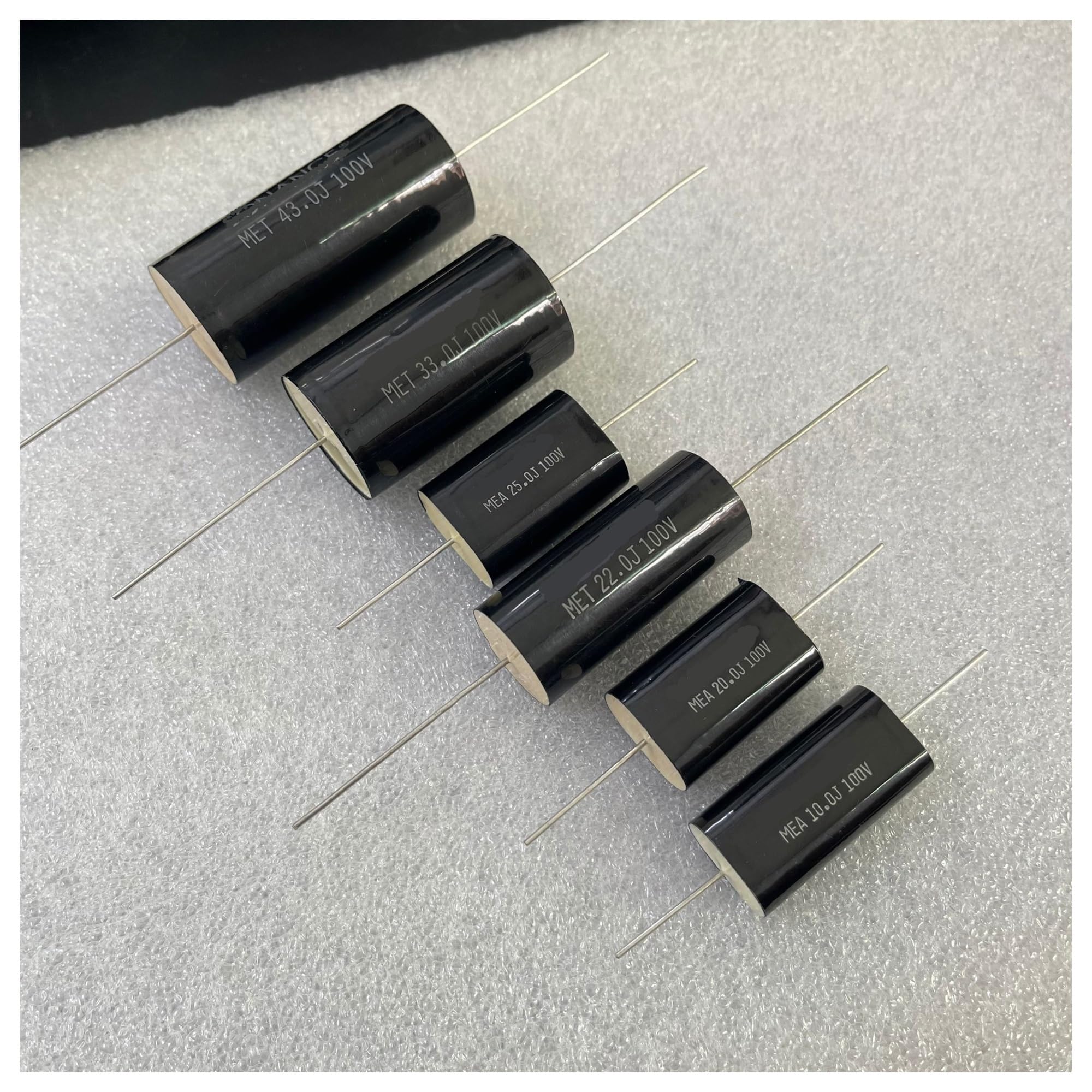 LEOTNNDQ 1pcs 10UF 20UF 22UF 25UF 33UF 43UF 100V Crossover Capacitor with Copper Legs(10uf 1pcs)