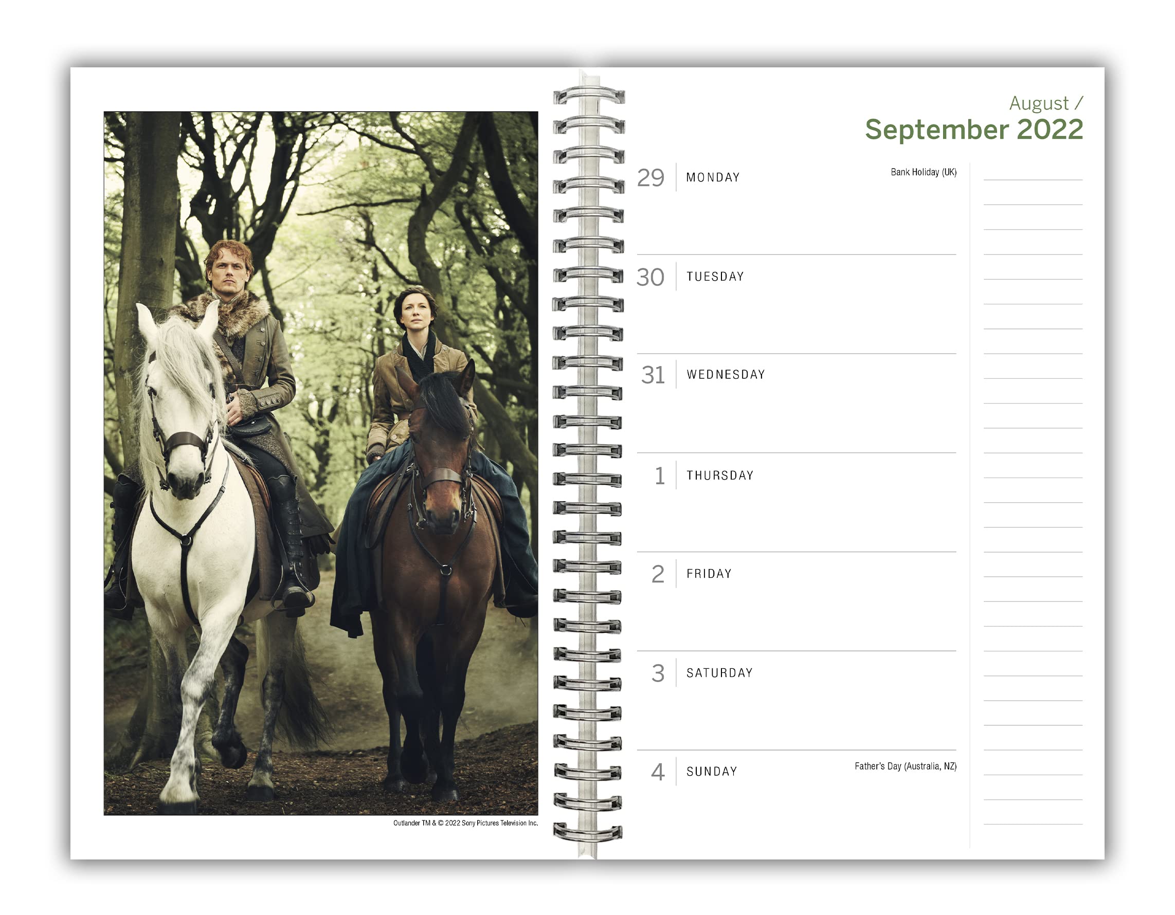 Outlander September 2022-December 2023 Weekly Planner (ENGAGEMENT 16 MONTH), 6 inches X 9 inches - Image 2