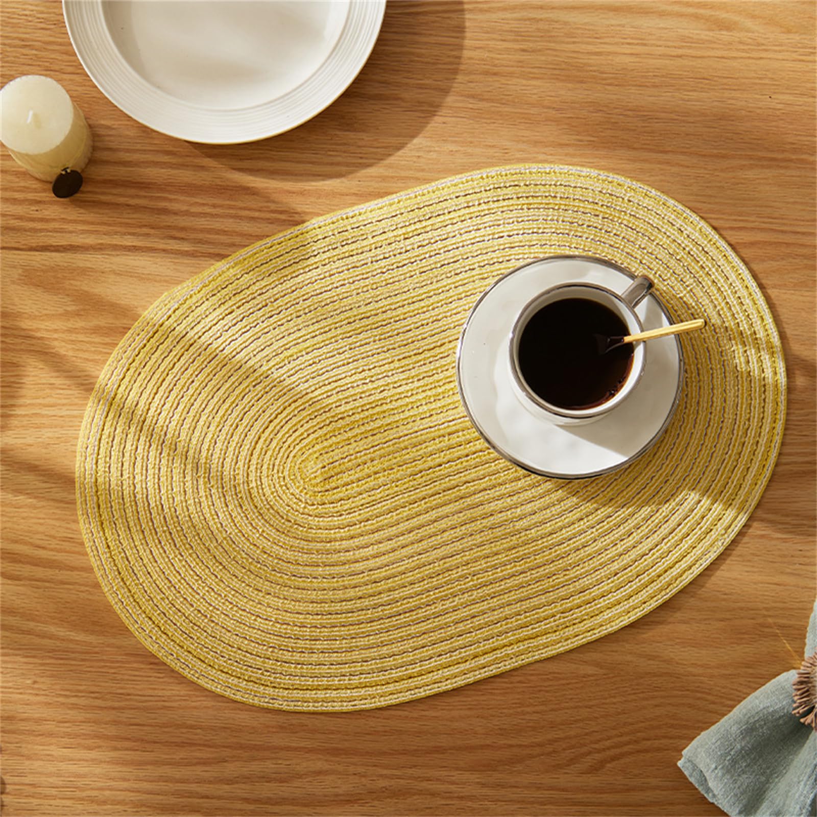 4er Set Abwaschbar Tischsets Platzsets rutschfeste 45x30cm Oval Platzdeckchen Hitzebeständig Schmutzabweisend für Esszimmer, Küche & Garten (Orange)