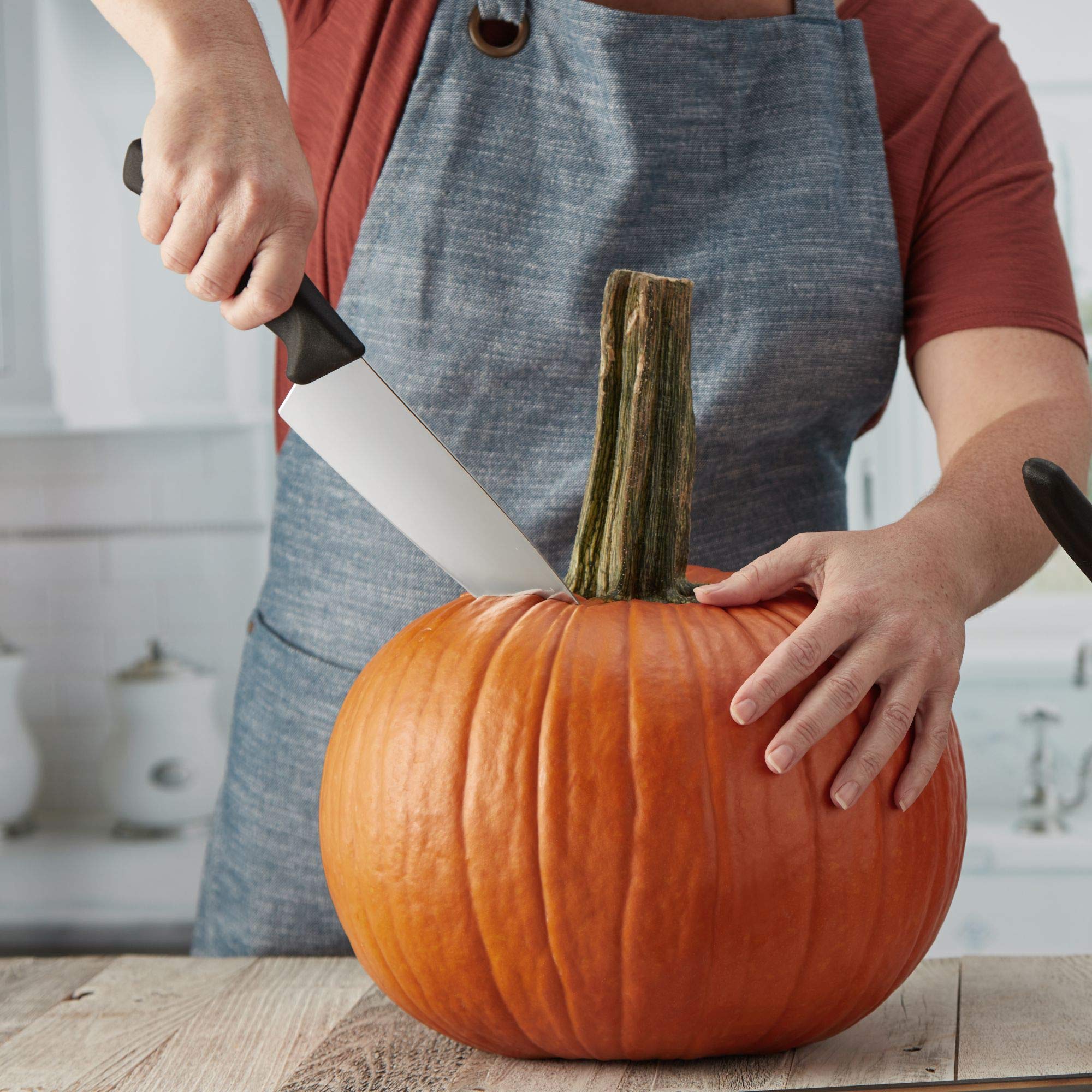 Victorinox Swiss Classic 8-Inch Chef's Knife with Straight-Edge Blade and Black Handle — Amazon image 4