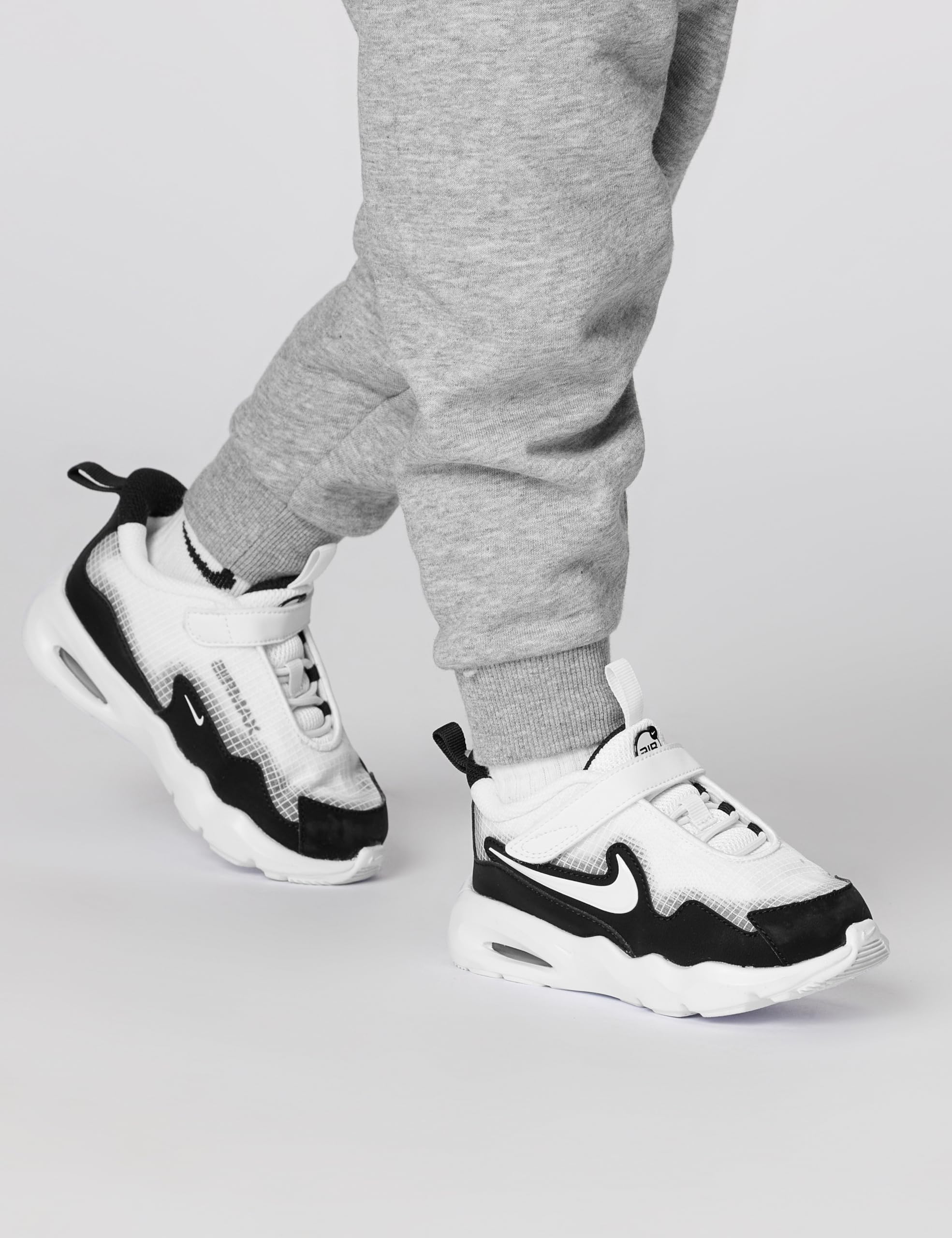 Nike Nike Air Max Nova (GS) SneakerUnisex - Bambini e Ragazzi