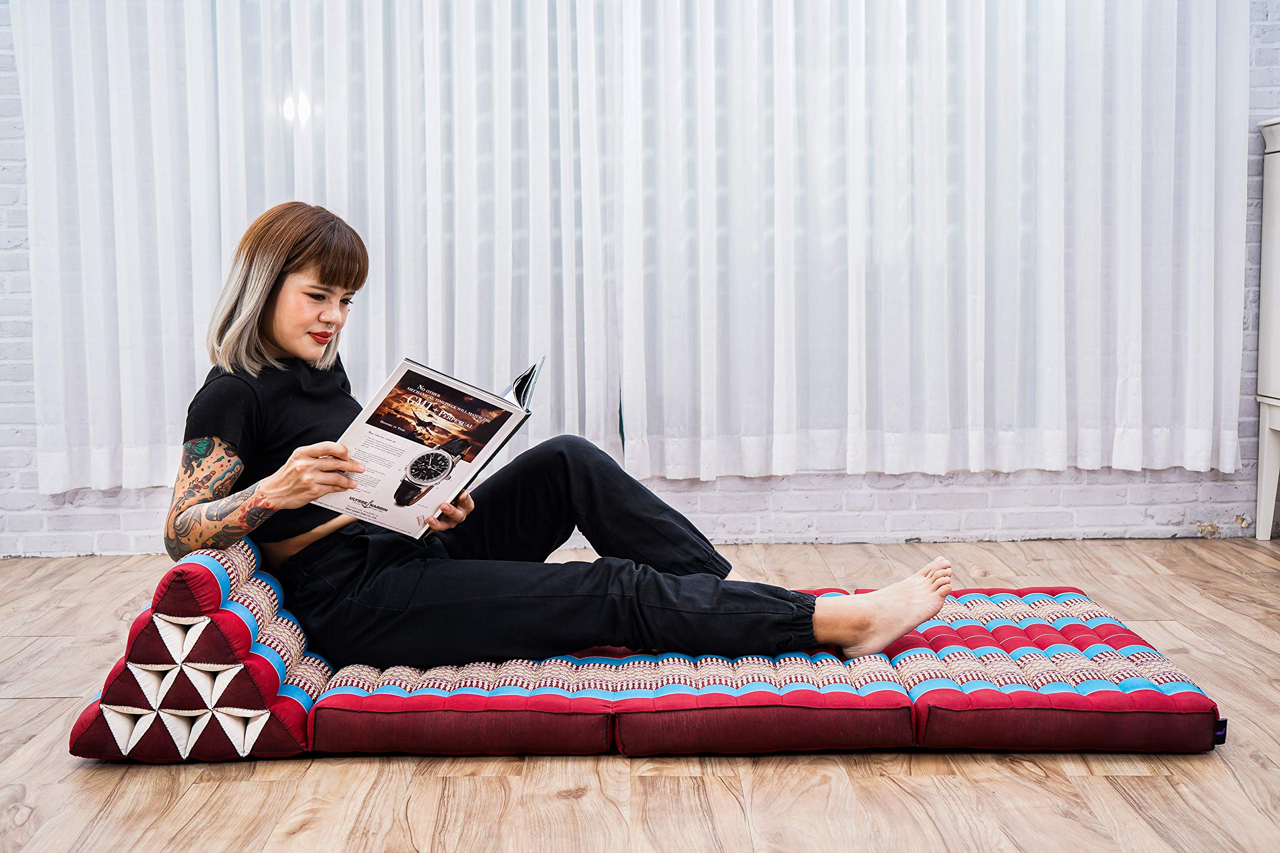 Leewadee 3-Fold Mat XXL with Triangle Cushion – Firm TV Pillow, Foldable Mattress with Cushion Made of Kapok, 67 x 31 inches, Blue Red
