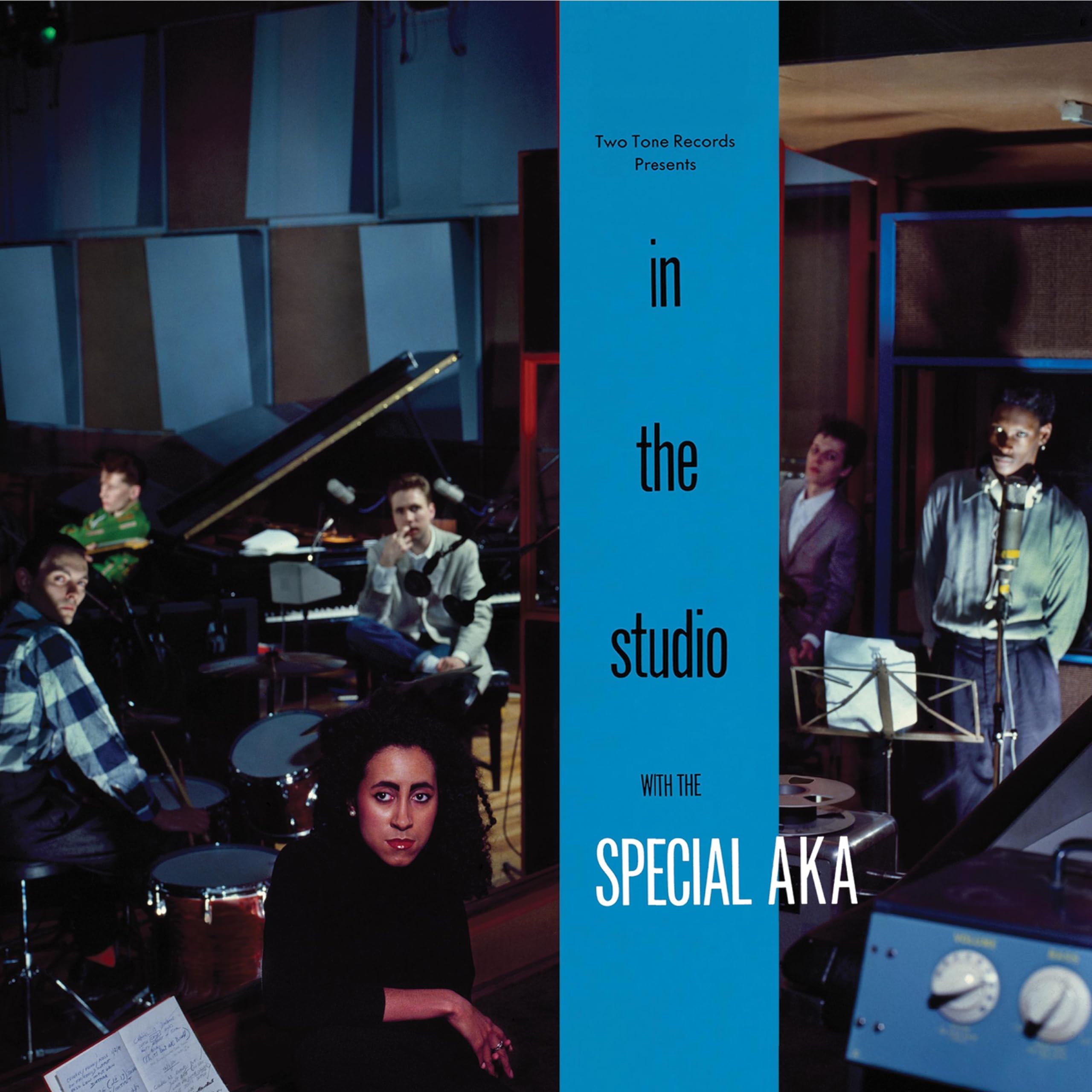 In The Studio (Special Edition): Amazon.co.uk: CDs & Vinyl