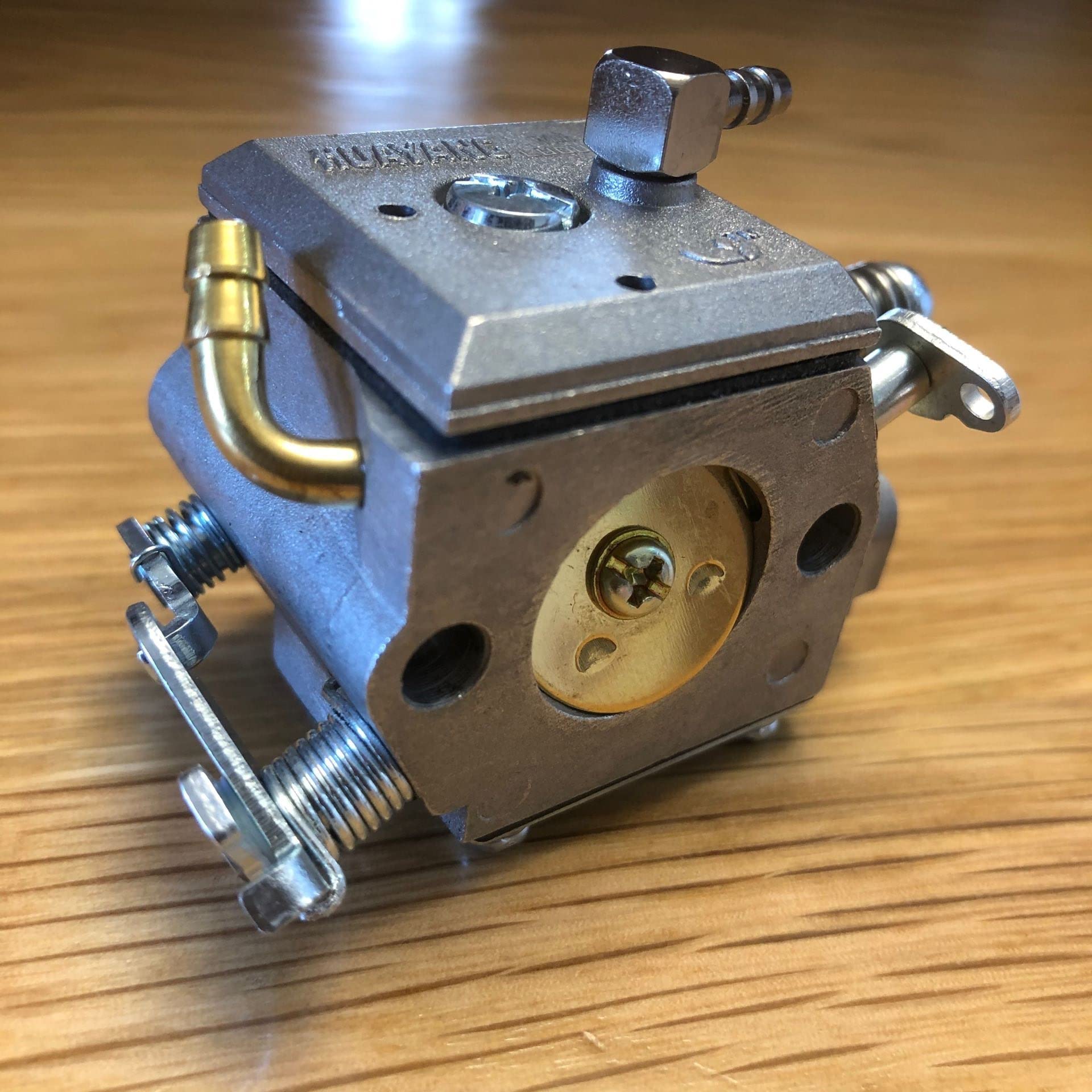Carb gaźnika dla W HDA-268 Echo CS-590 CS-600P A021001661 CS590 wymiana części zamiennych