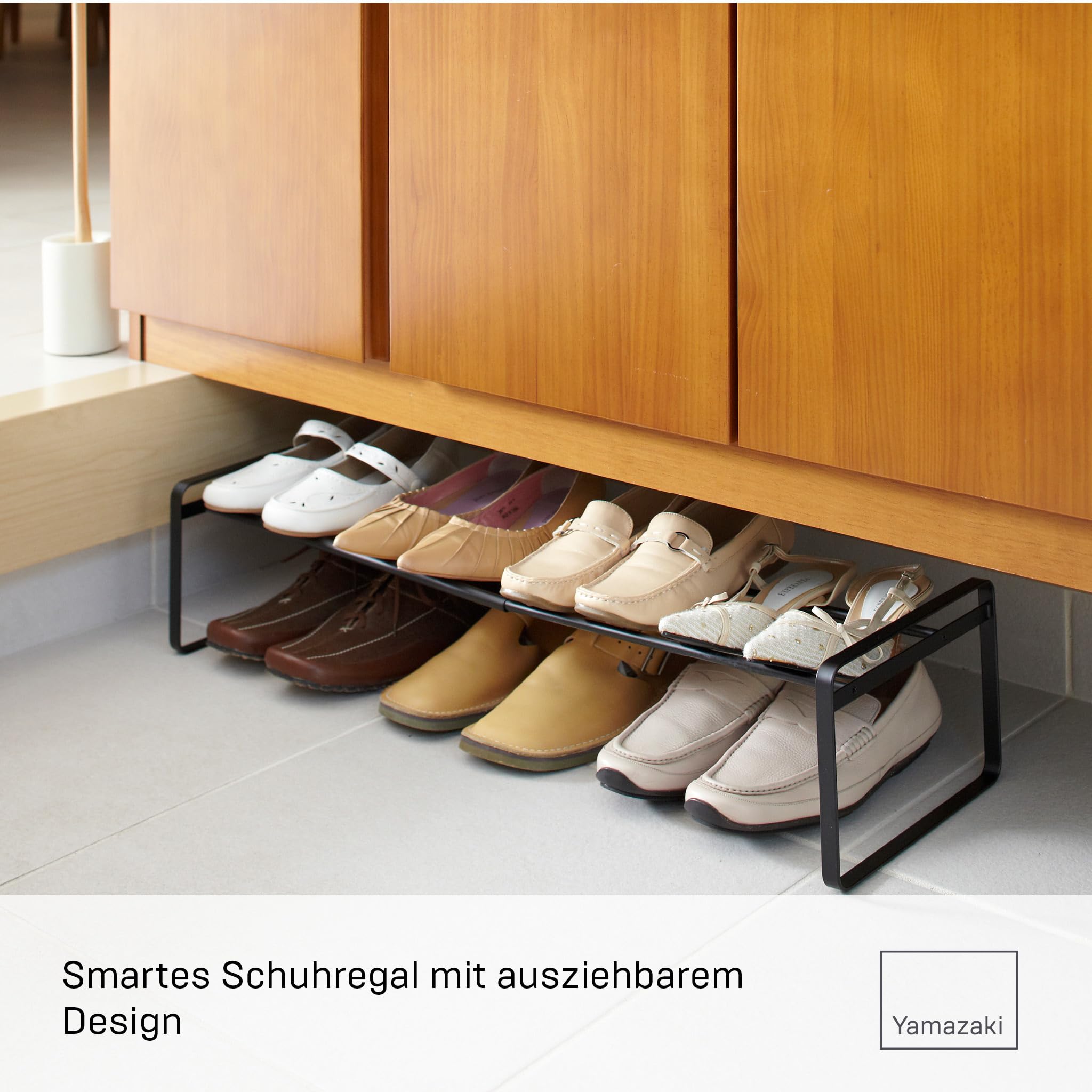 YAMAZAKI Frame Ausziehbares Schuhregal mit Streben, schwarz | Stahl, Inklusive Clips zum Stapeln, Einfacher Aufbau, Im Schrank nutzbar, 25 x 41-70 x 17,5 cm, Japanisches Design