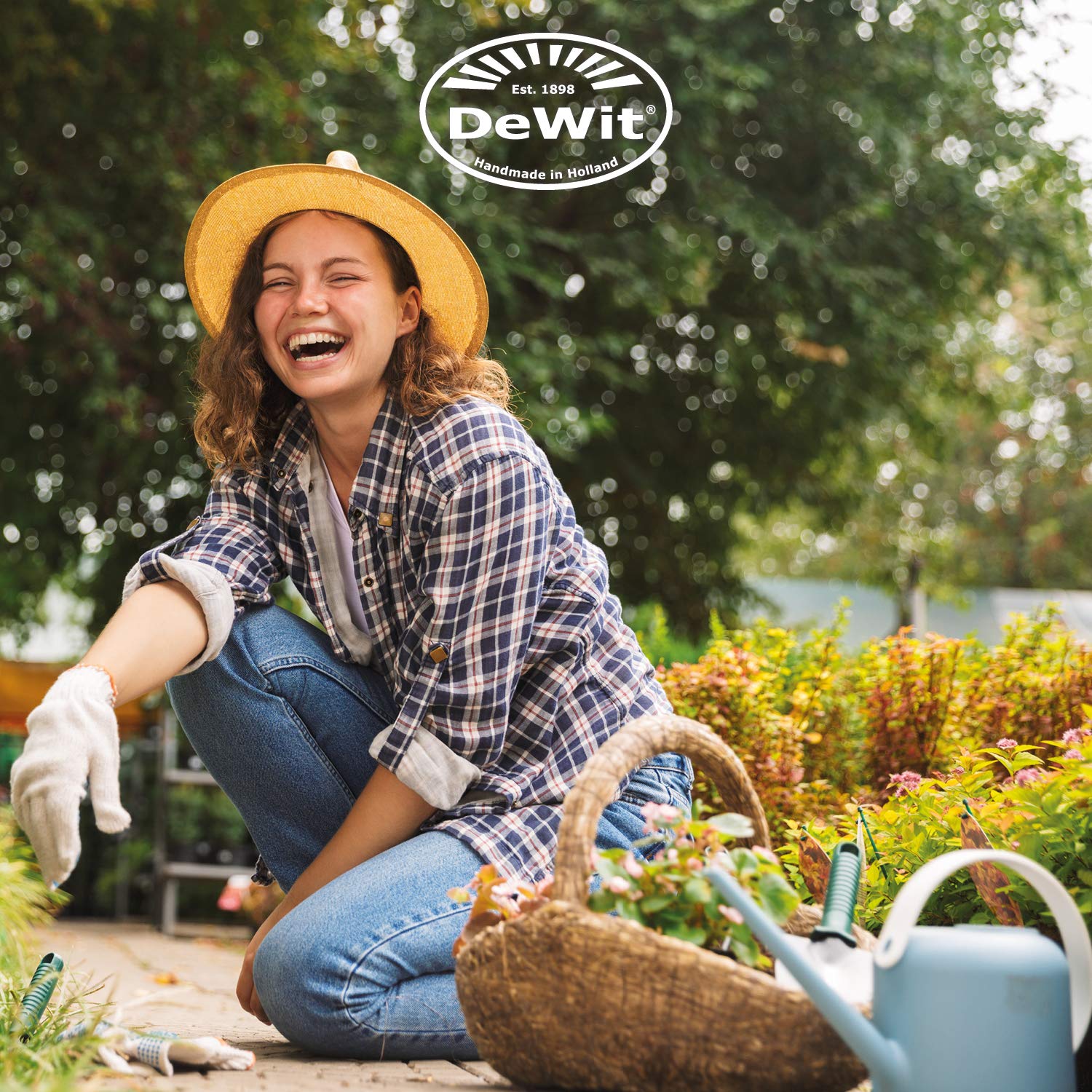 DeWit Hand-Kultivator 31 cm I Profi Grubber aus Borstahl mit 3 Zinken I Premium Garten-Zubehör zum Boden auflockern I Handgemachtes Gartenwerkzeug in Bester Qualität I Garden Tools – Made in Holland