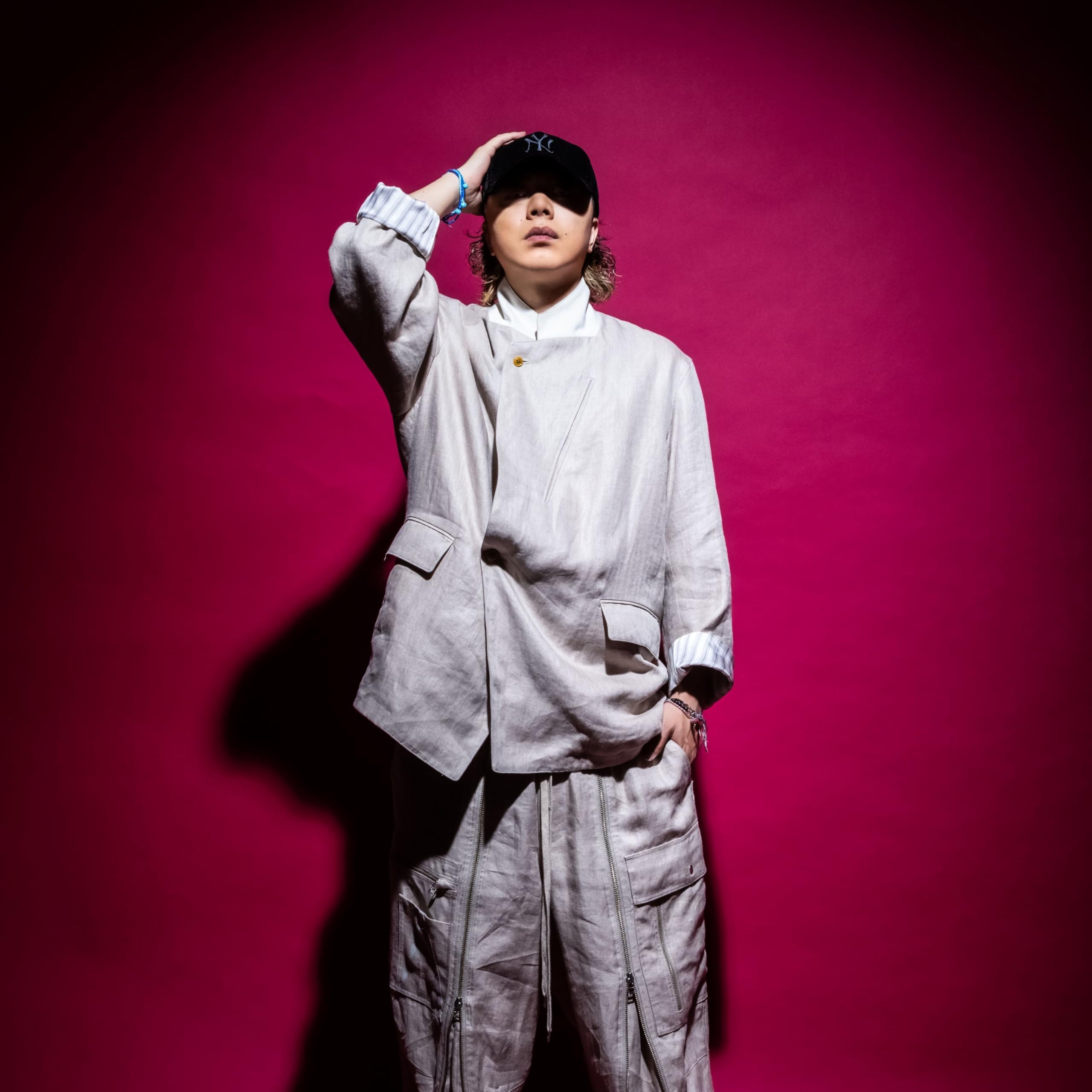 GADOROのリスタートからの楽曲Never Enough Life Goes Onを