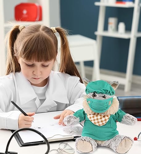 Miniatura 7 de DolliBu Juguete de peluche de Doctor Lobo Sentado, disfraz de lobo súper suave con bonito uniforme y traje de gorra, regalo con personalización, 9