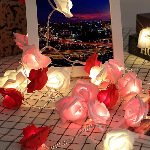 CCINEE Guirnalda de luces LED de 9.8 pies, 30 luces LED de color rojo, blanco y rosa, funciona con pilas, guirnalda de flores para el día de San
