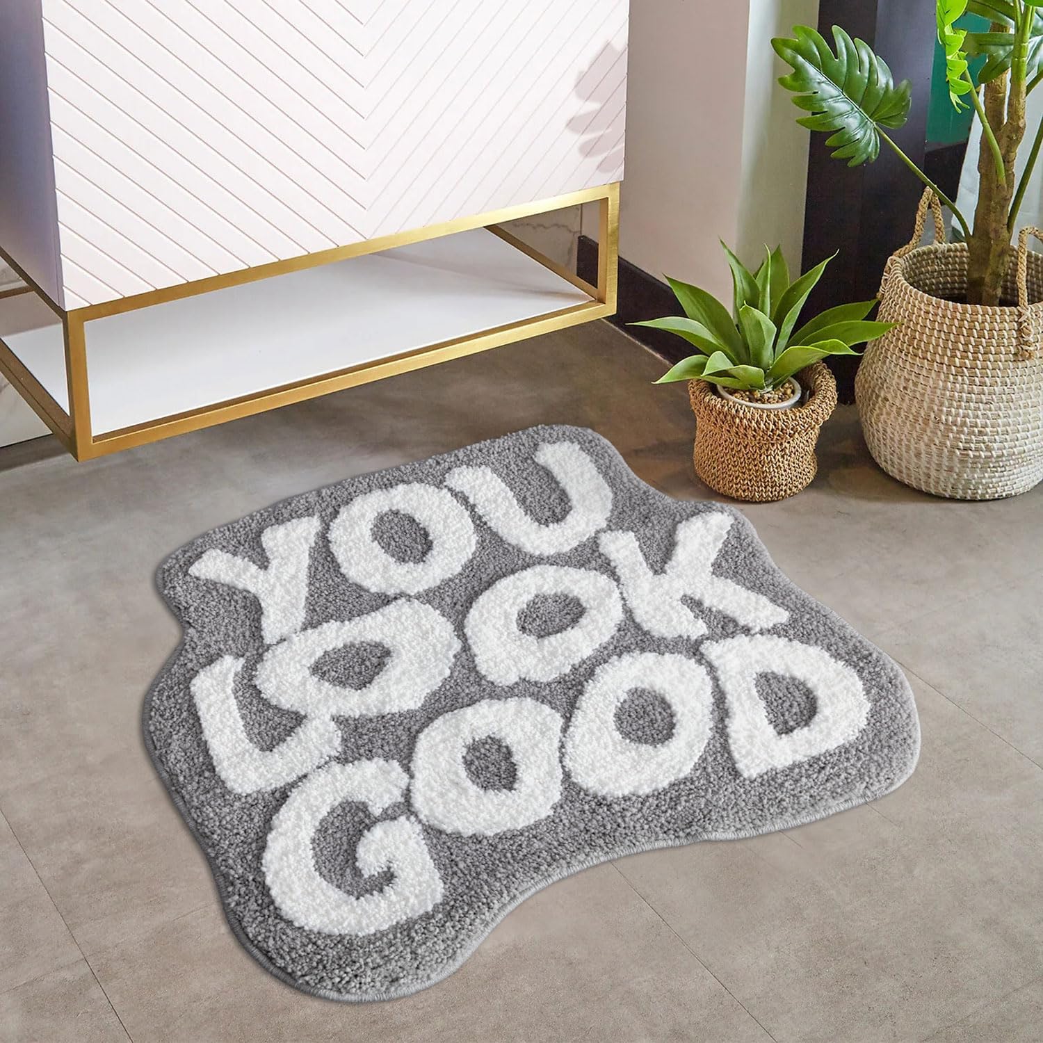 Urtlmaji You Look Good Bath Mat Grey Funny Bathroom Rugs Cute Cool Bath Rugs Non Slip Microfiber Plush Absorbent Washable Preppy Small Shower Rug for