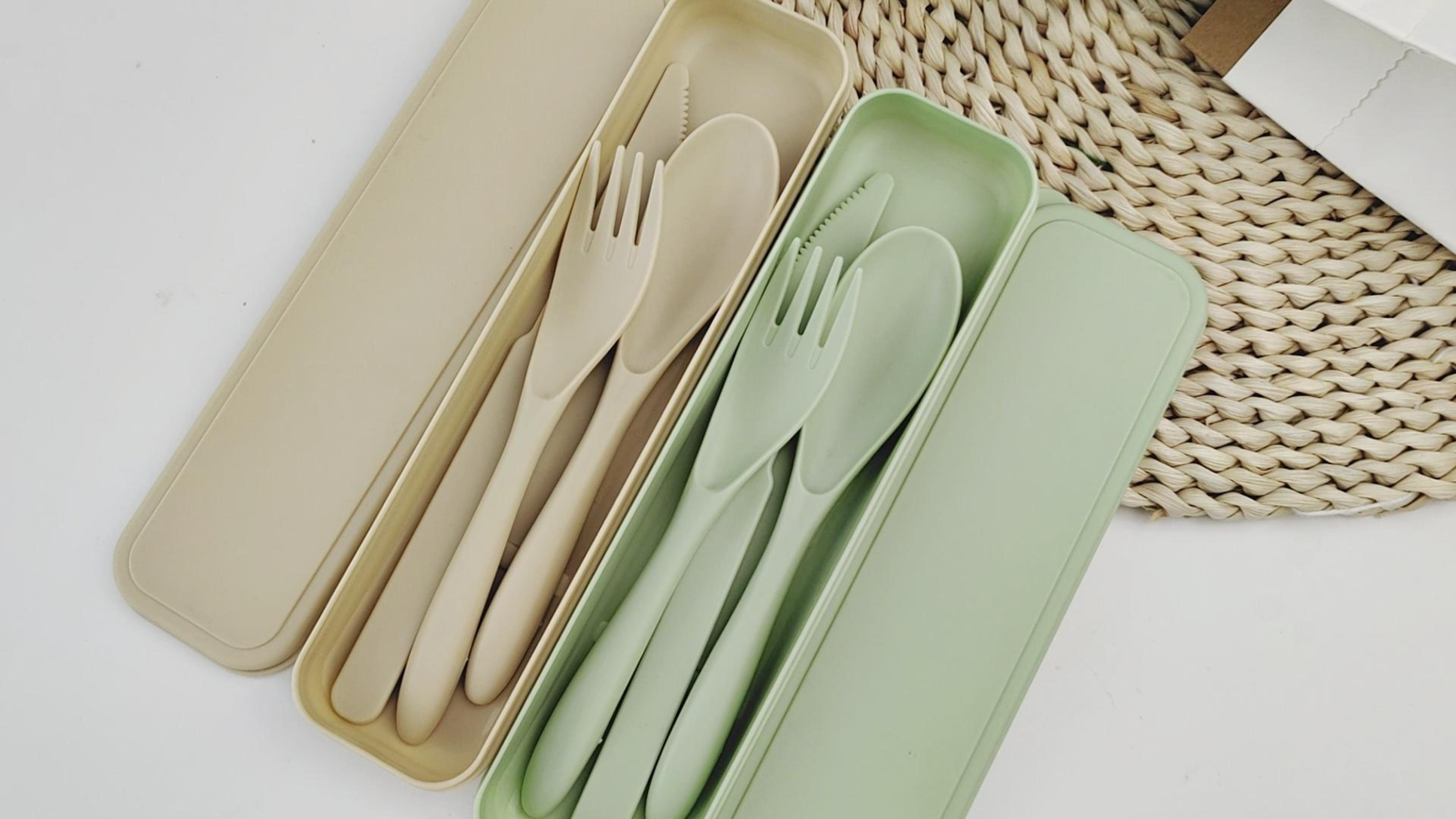 2 Camping Besteck-Sets - Wiederverwendbar & Praktisch Für Unterwegs