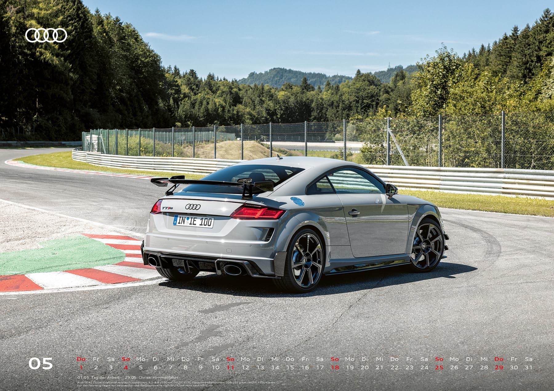 Audi Kalender 2025 DIN A2 60x42cm // Officially licensed by AUDI AG // TTRS RS3 RS4 RS5 RS6 RS7 R8 RSQ8 etron/Audi Sport/Premium Wandkalender