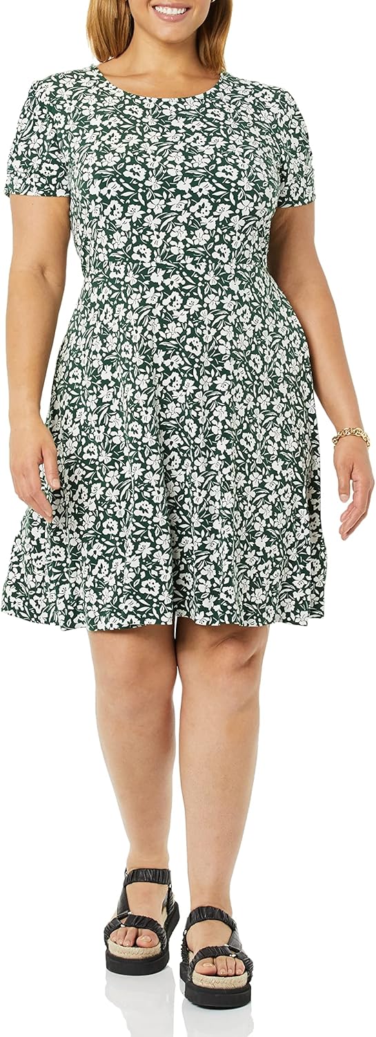 Amazon Essentials Women's Gathered Short Sleeve Crew Neck A-line Dress (Available in Plus Size) X-Large Dark Green Floral