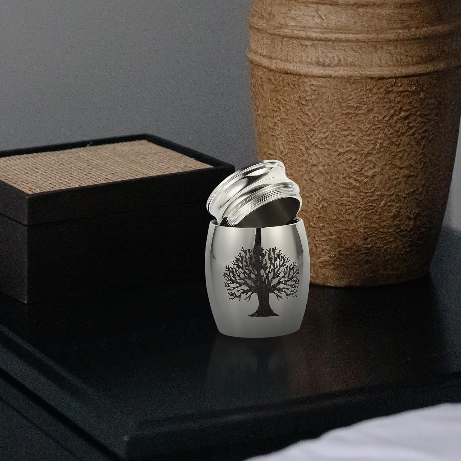 Metal Pet Urn Cremation Container Bone Ash Casket Stainless Steel Mini Pet Cinerary Urn for Dog Ashes Keepsake Memorial and Loved Ones