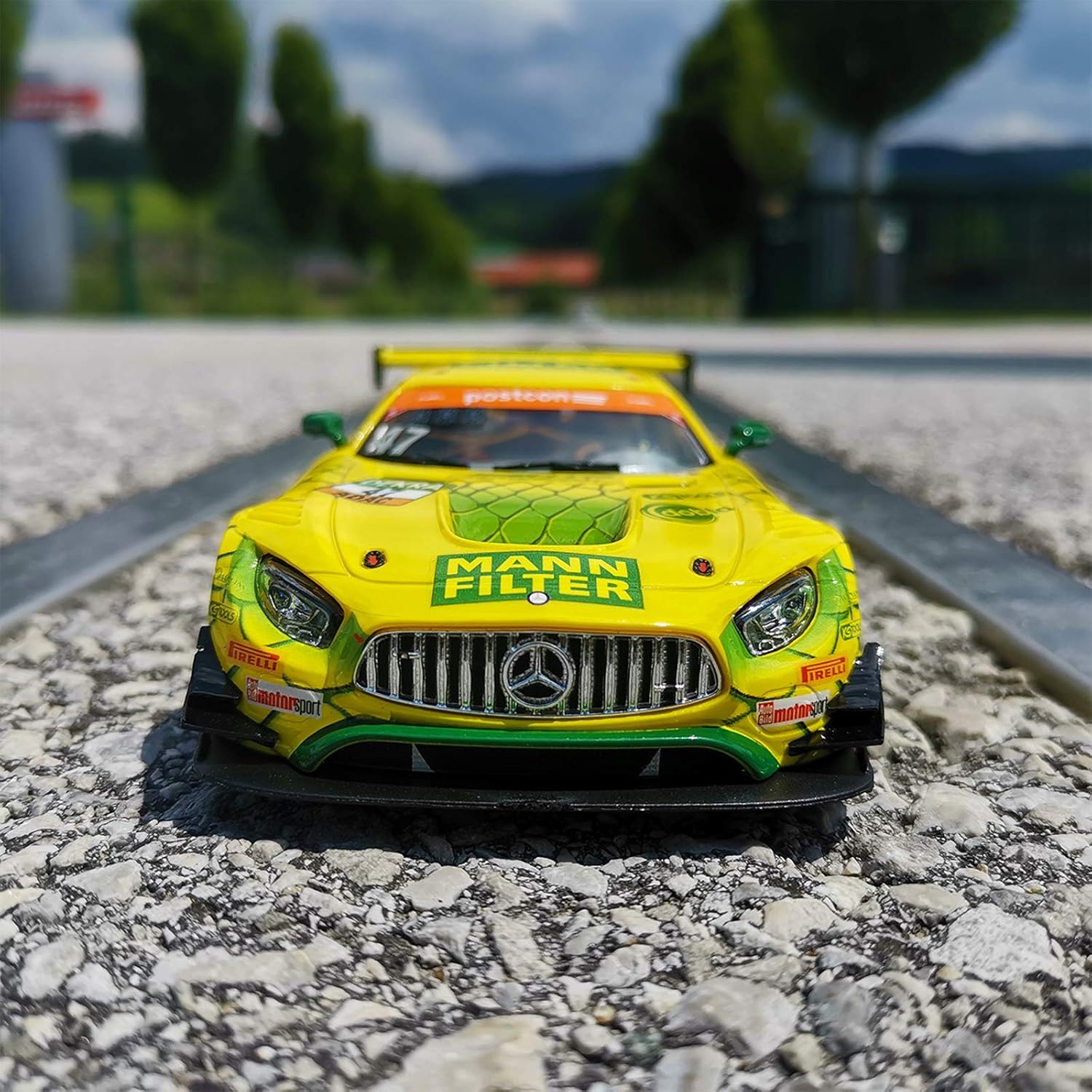 Carrera 30910 Mercedes AMG GT3 Mann Filter Team Hip No. 47 1:32 Scale Digital Slot Car Racing Vehicle Digital Slot Car Race Tracks