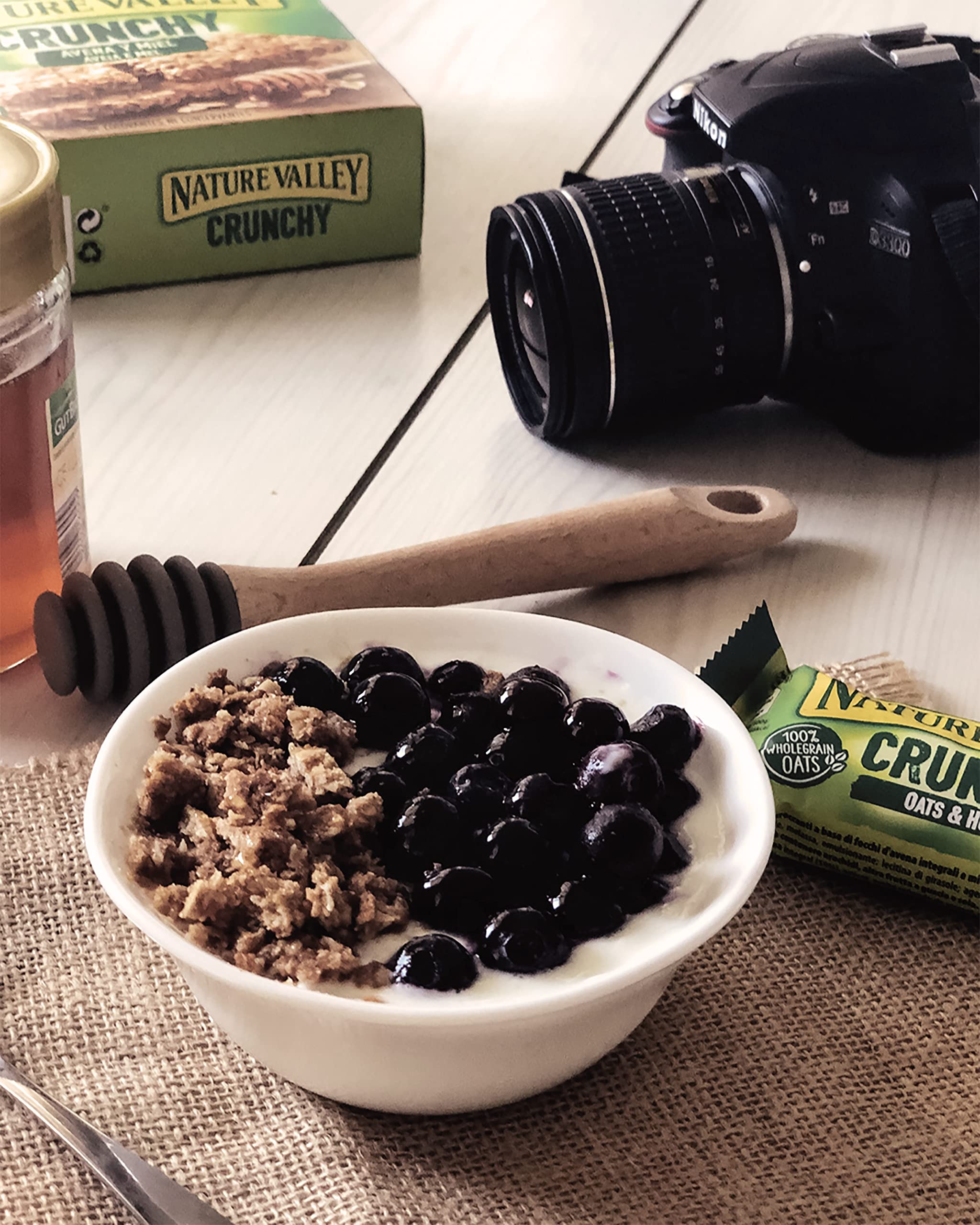 Nature Valley Crunchy, Barritas de Avena 100% Integral y Miel, Sin colorantes, Ingredientes naturales, Apto para Vegetarianos, 5x42g (2 barritas por paquete)