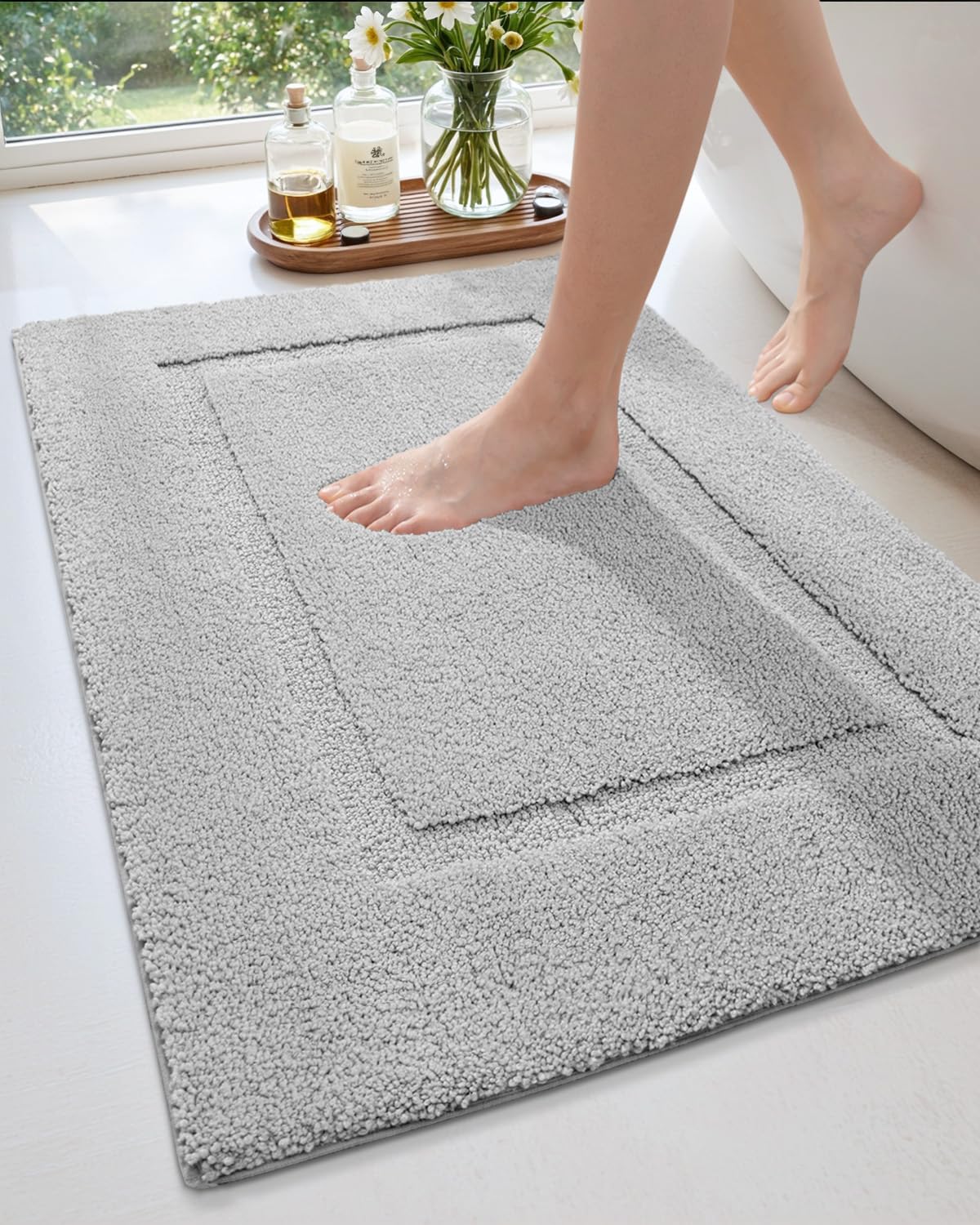 DEXI Bathroom Rugs 36x24, Washable Non Slip Bath Mat for Shower Floor, Absorbent Quick Dry Bathmat with Rubber Backing, Ultra Soft Plush Carpet for Tub, Light Grey