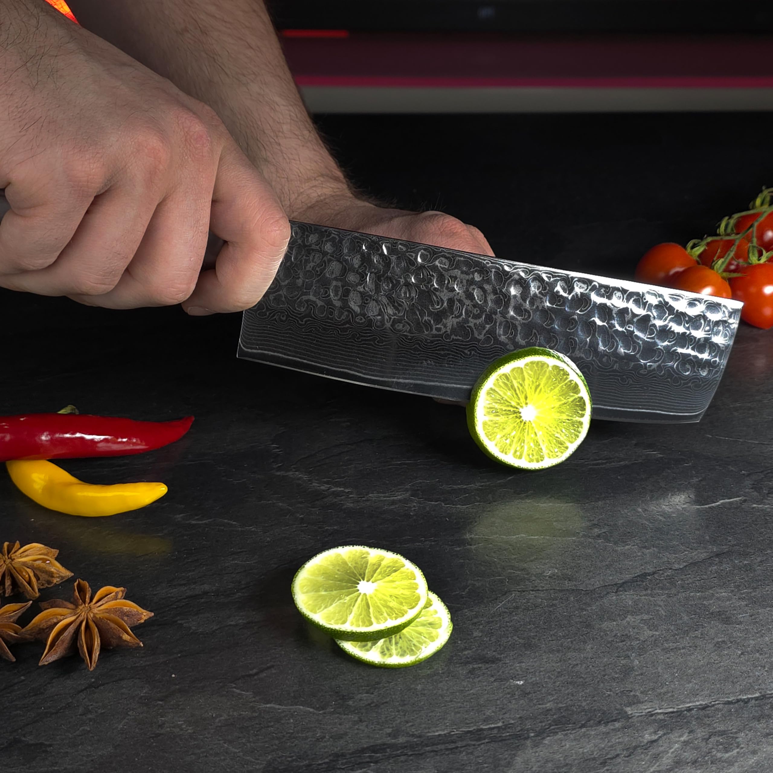 SATOMI® Nakiri Messer mit 18 cm Klinge gefertigt aus 67 Lagen Damaststahl traditionell Japanischer Stil mit Hammerschlag Damastmesser Küchenmesser Profi Kochmesser mit edlem Pakkaholz Griff