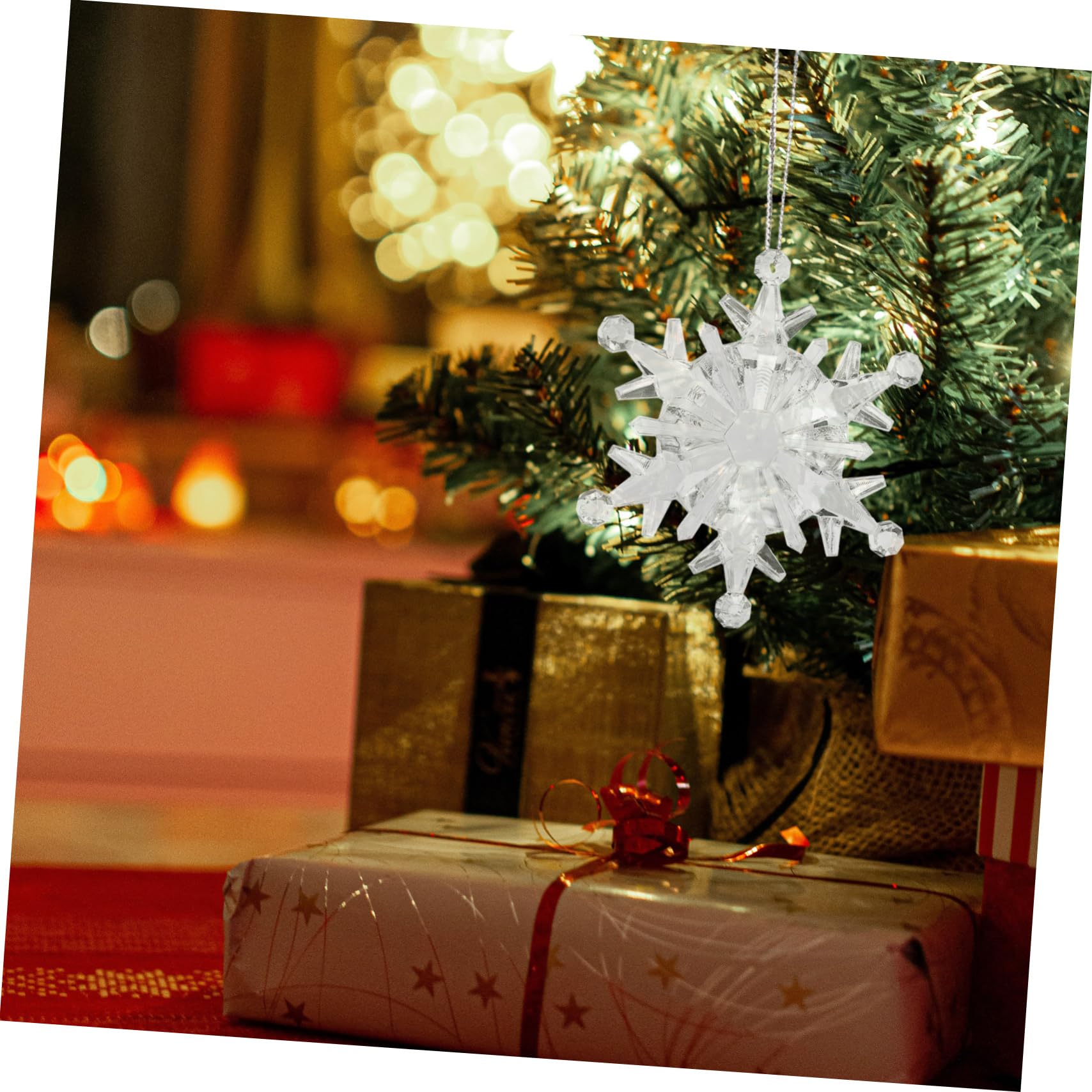 50 Stück Acryl Weihnachtsbaum Anhänger Schneeflocke Silberne Hängende Dekoration für Weihnachtsbaum und Fenster Zarte Weihnachtsdeko für Festliche Stimmung