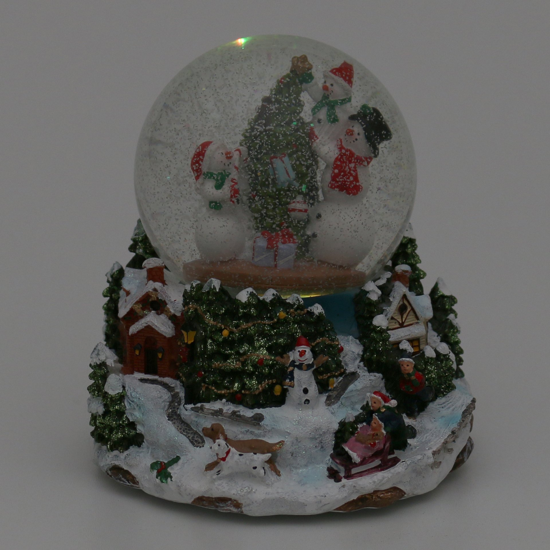 Bella palla di vetro con neve, luci e suoni. Disegno: tre pupazzi di neve, circa 14 x 15 cm/ Ø 10 cm