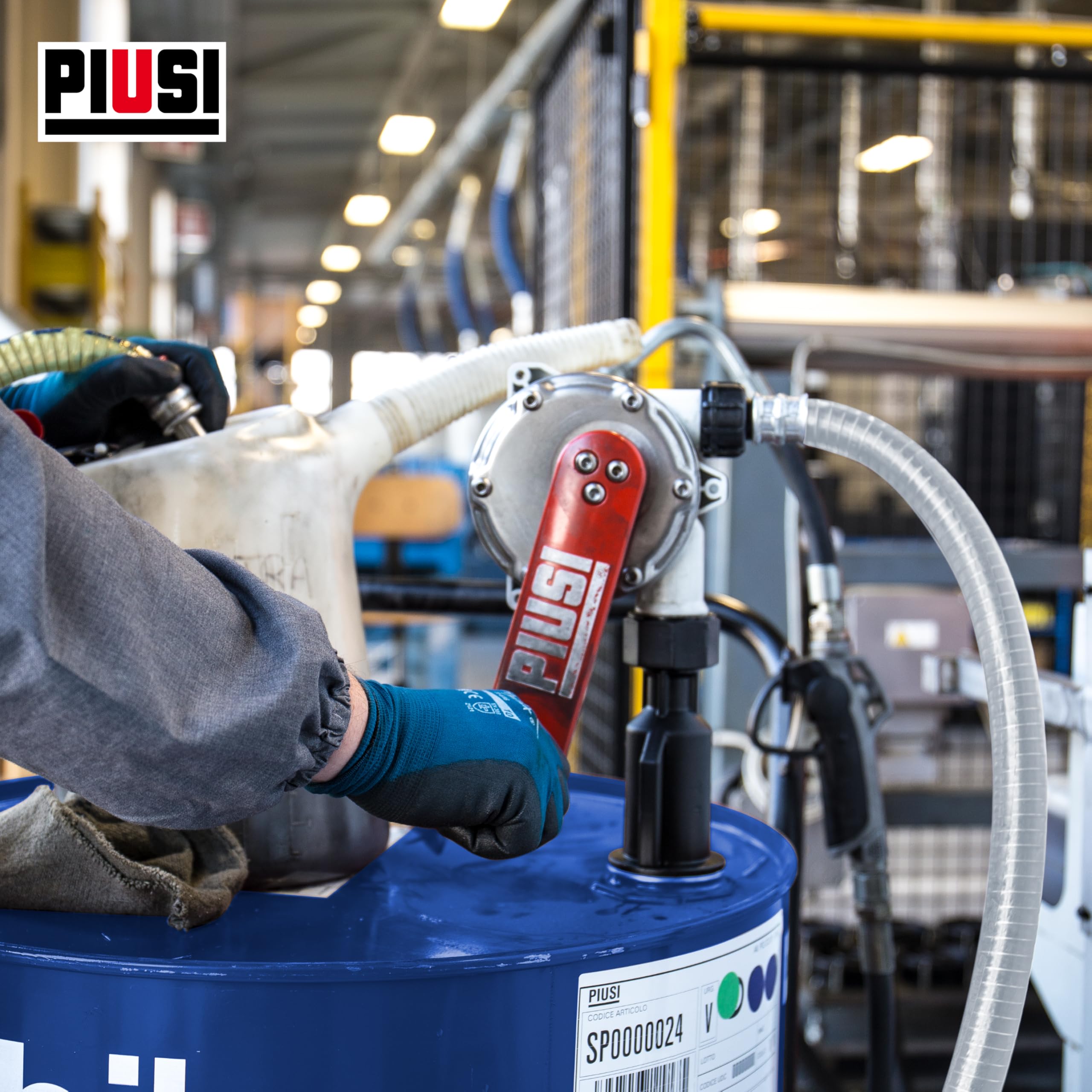 PIUSI Pompe Manuelle pour Le Transfert d'AdBlue/Urea/DEF, d'eau et d'antigel avec raccord de fût 56x4, Capacité 38 litres pour 100 Tours | Pompe Manuelle F00332A2A