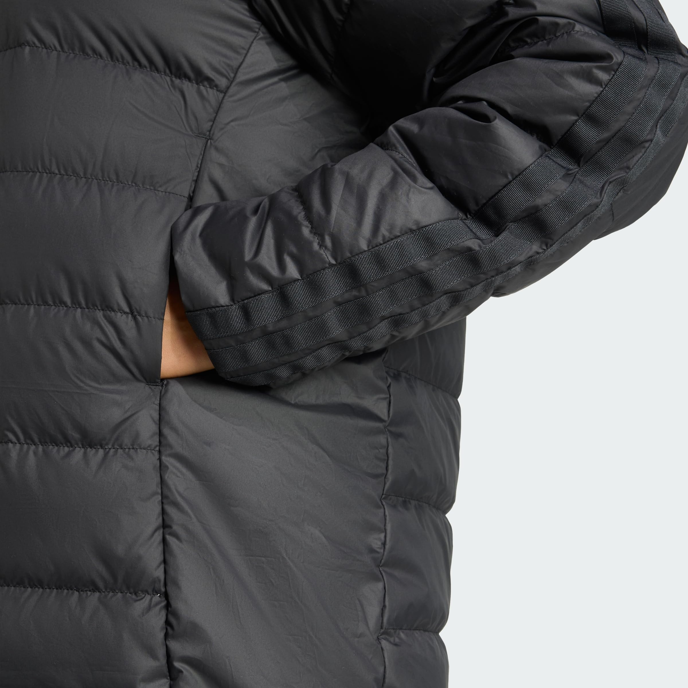 adidas Damen Essentials Climawarm 3 Stripes Light Down Hooded Parkas Jacke (1er Pack)