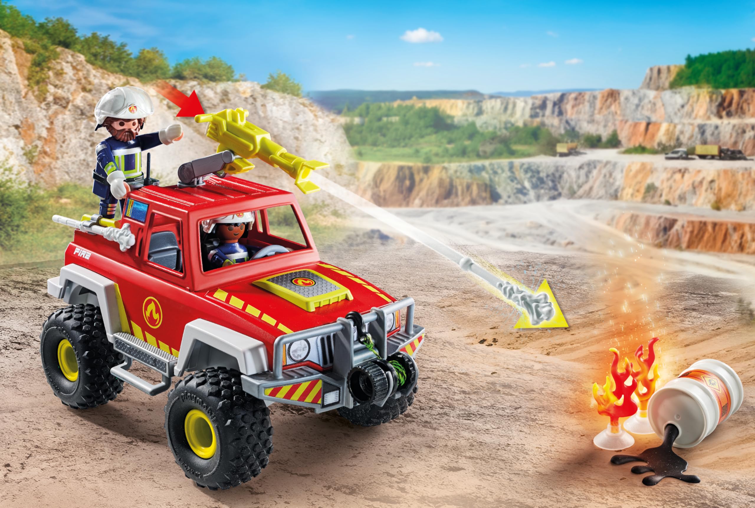 PLAYMOBIL | Action Heroes | Ciężarówka strażacka | Samochód strażacki | Auto zabawkowe | Zabawka dla dzieci od 4. roku życia | 71824
