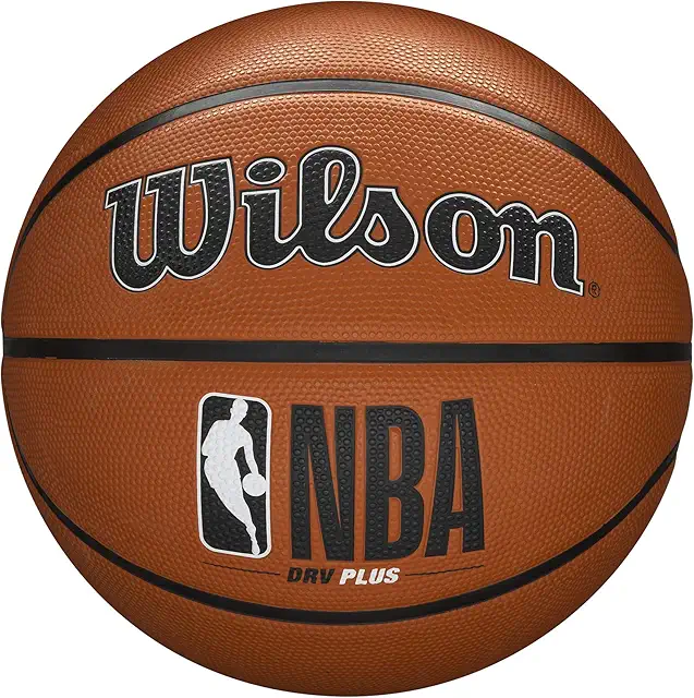 Wilson NBA DRV Plus Basketball - Robuster Outdoor-Basketball für Freiplatz