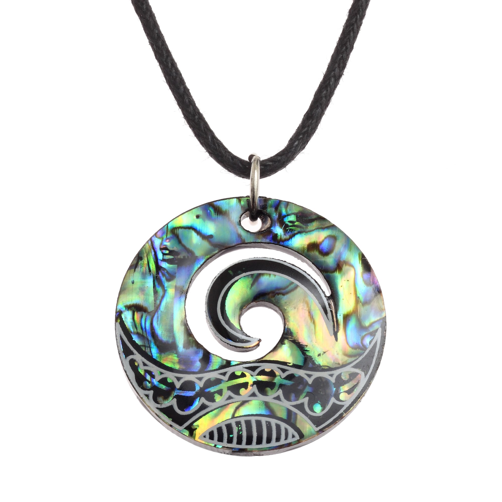 Collier à pendentif Maori Koru ou Wave Crest - Incrustation d'ormeau paua bleuté et vert sur disque en plastique noir - Avec cordon noir de 45,7 cm