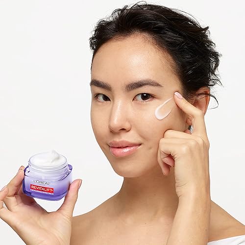 Miniatura 7 de LOreal Paris Revitalift - Crema facial antienvejecimiento con ácido hialurónico  ceramidas para mujer piel más suave brillante y suave sin fragancia
