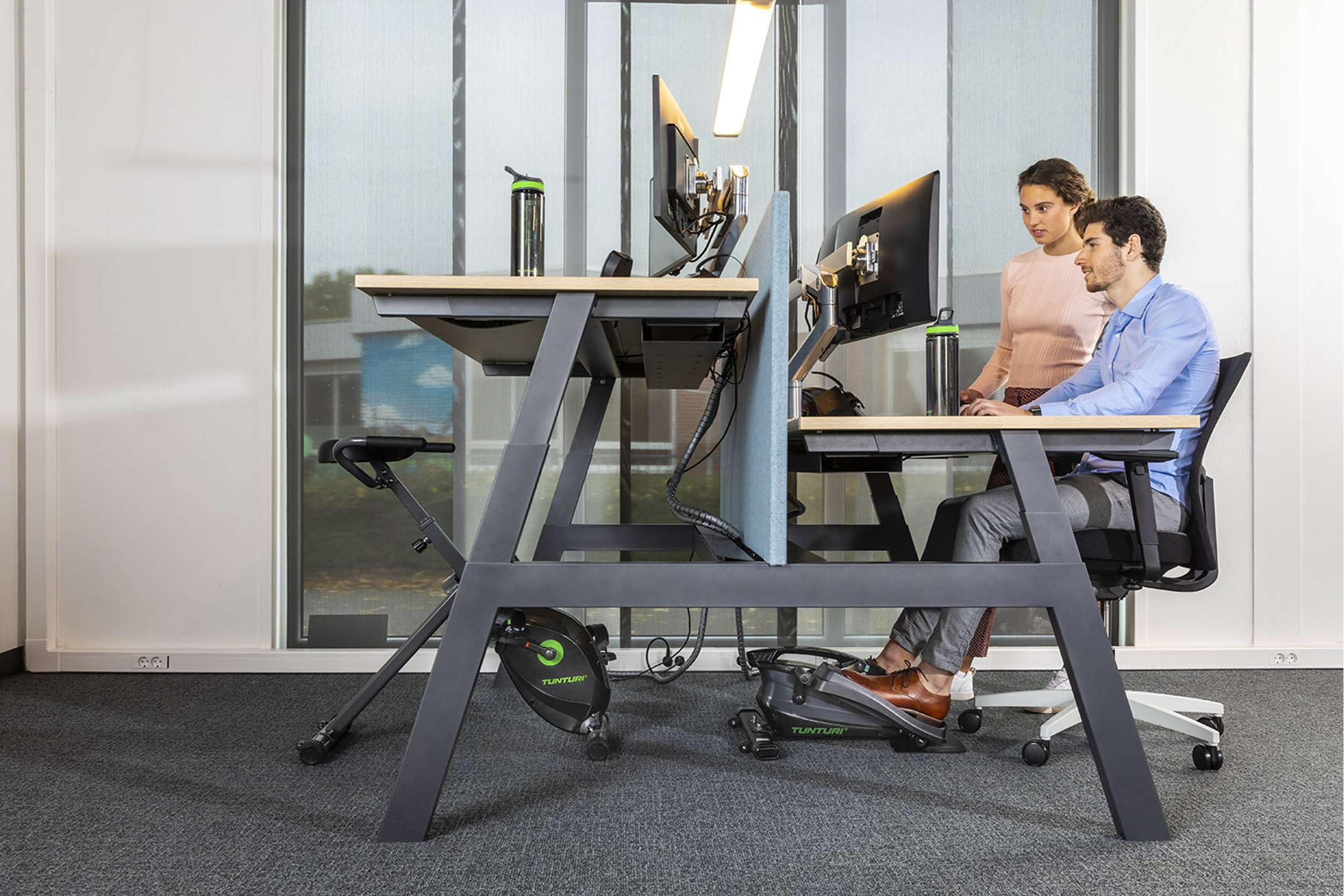 Tunturi Cardio Fit D10 Unter Tisch Fahrrad/Mini Beintrainer/Fitness Pedaltrainer für Büro und Zuhause
