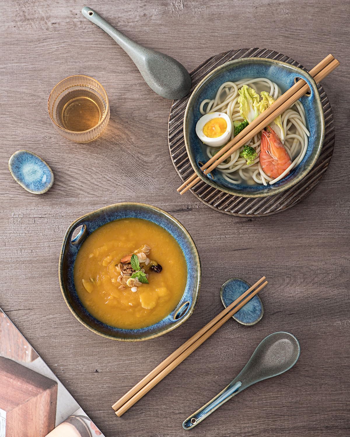 UNICASA Cuencos Ramen, Set 2 Cuencos Cerámica Sopa 600 ml, Tazones de Sopa de Fideos de Ramen Retro Con Palillos y Cucharas, Apto para Microondas, Ensalada de Frutas - Azul Gris