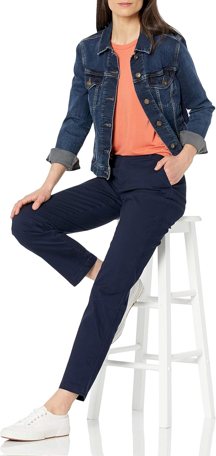Amazon Essentials Women's Curvy Straight-Fit Stretch Twill Chino Pant - Image 4