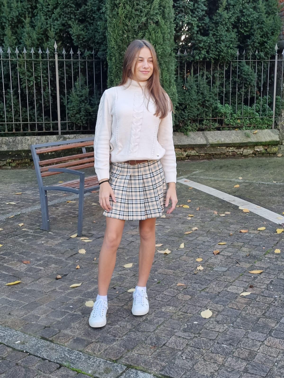 GUESS Gonna Modello Kilt a Pieghe per Ragazza 12 Anni - Color Beige